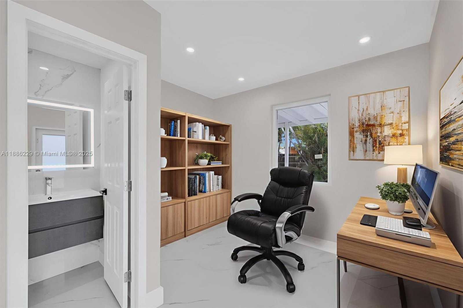 Small Image of 10321 NORTH WEST 32ND PL, Miami Number 28