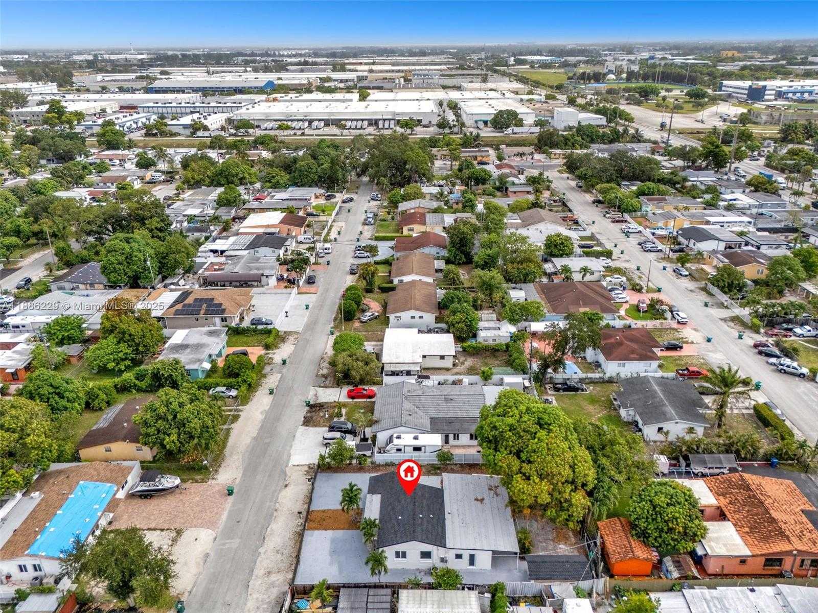 Small Image of 10321 NORTH WEST 32ND PL, Miami Number 34