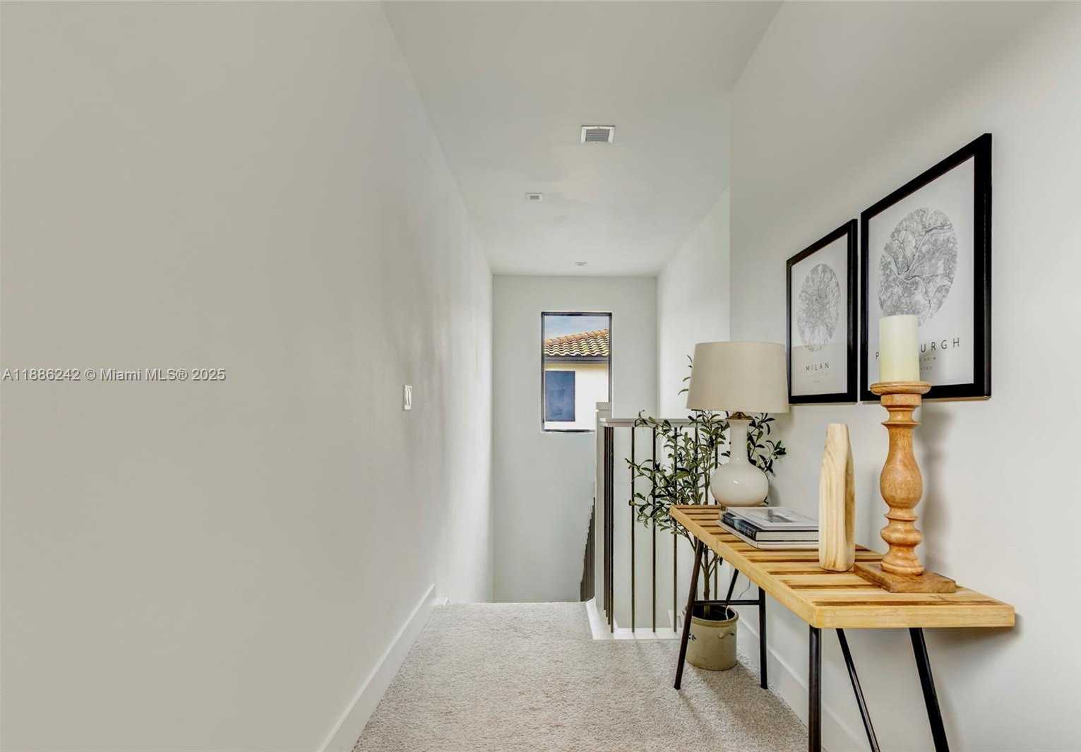 Small Image of 4437 NORTH WEST 80TH CT, Doral Number 20
