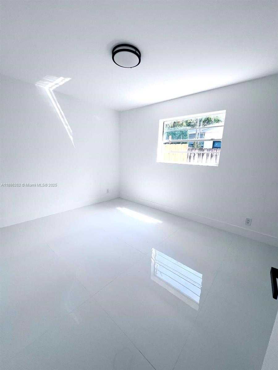 Small Image of 19771 SOUTH WEST 84TH AVE, Cutler Bay Number 8