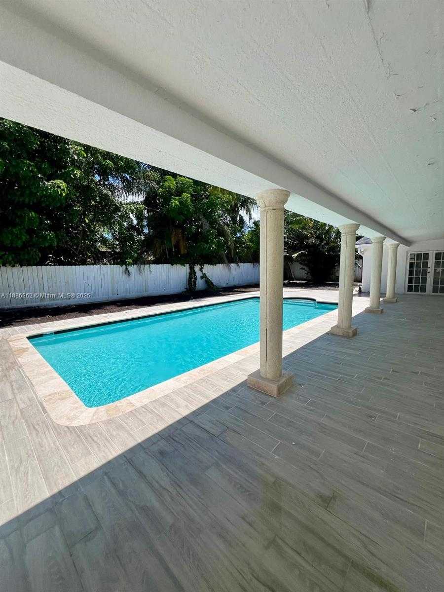 Small Image of 19771 SOUTH WEST 84TH AVE, Cutler Bay Number 9