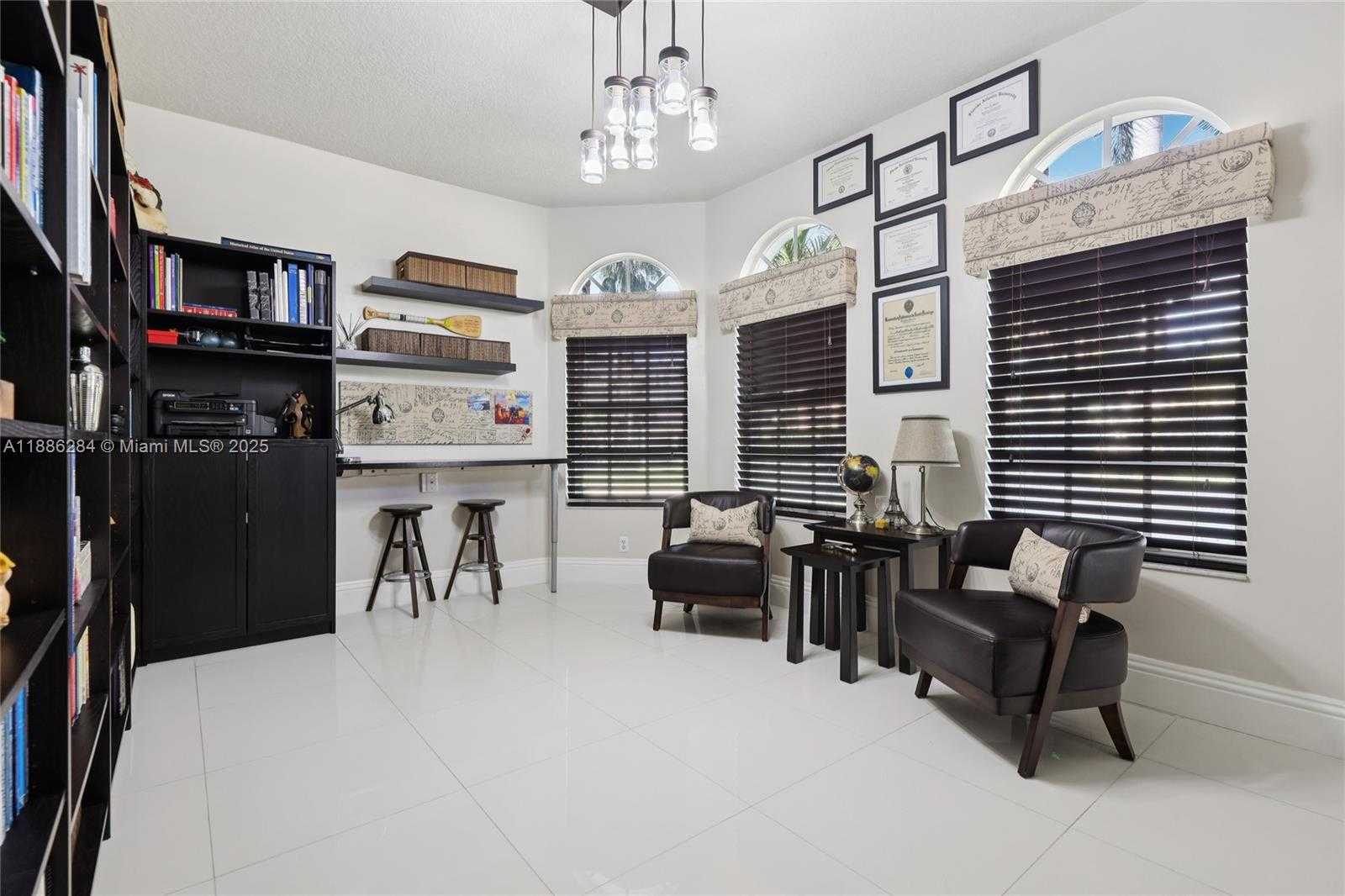 Small Image of 3921 SOUTH WEST 186TH AVE, Miramar Number 12
