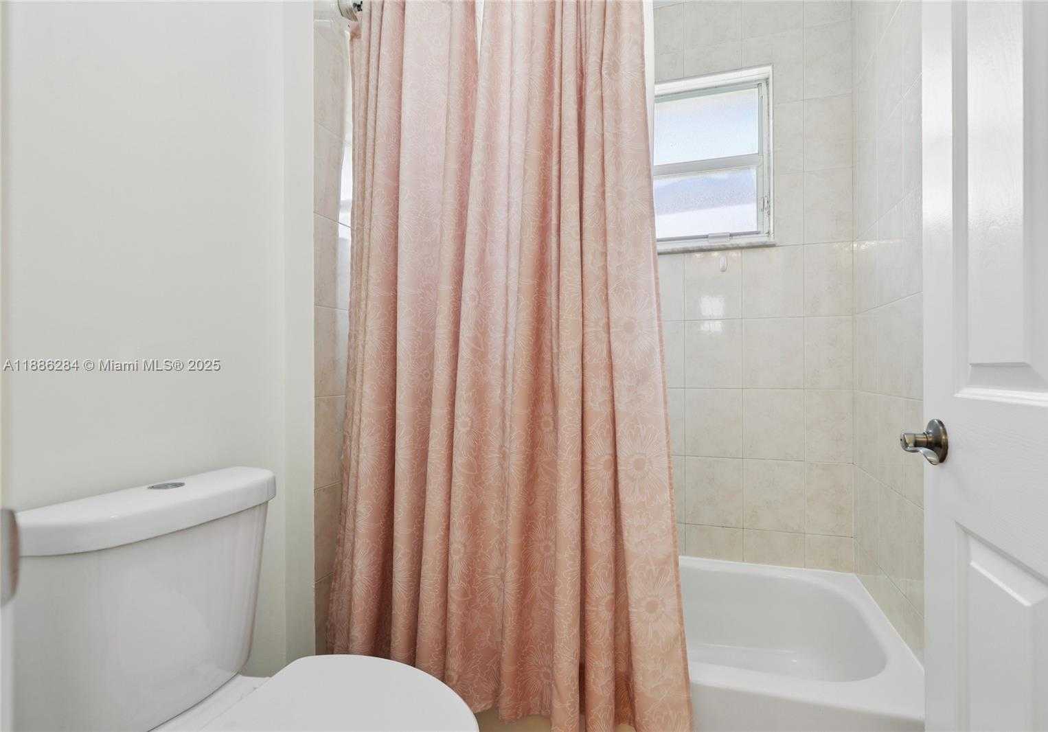 Small Image of 3921 SOUTH WEST 186TH AVE, Miramar Number 20