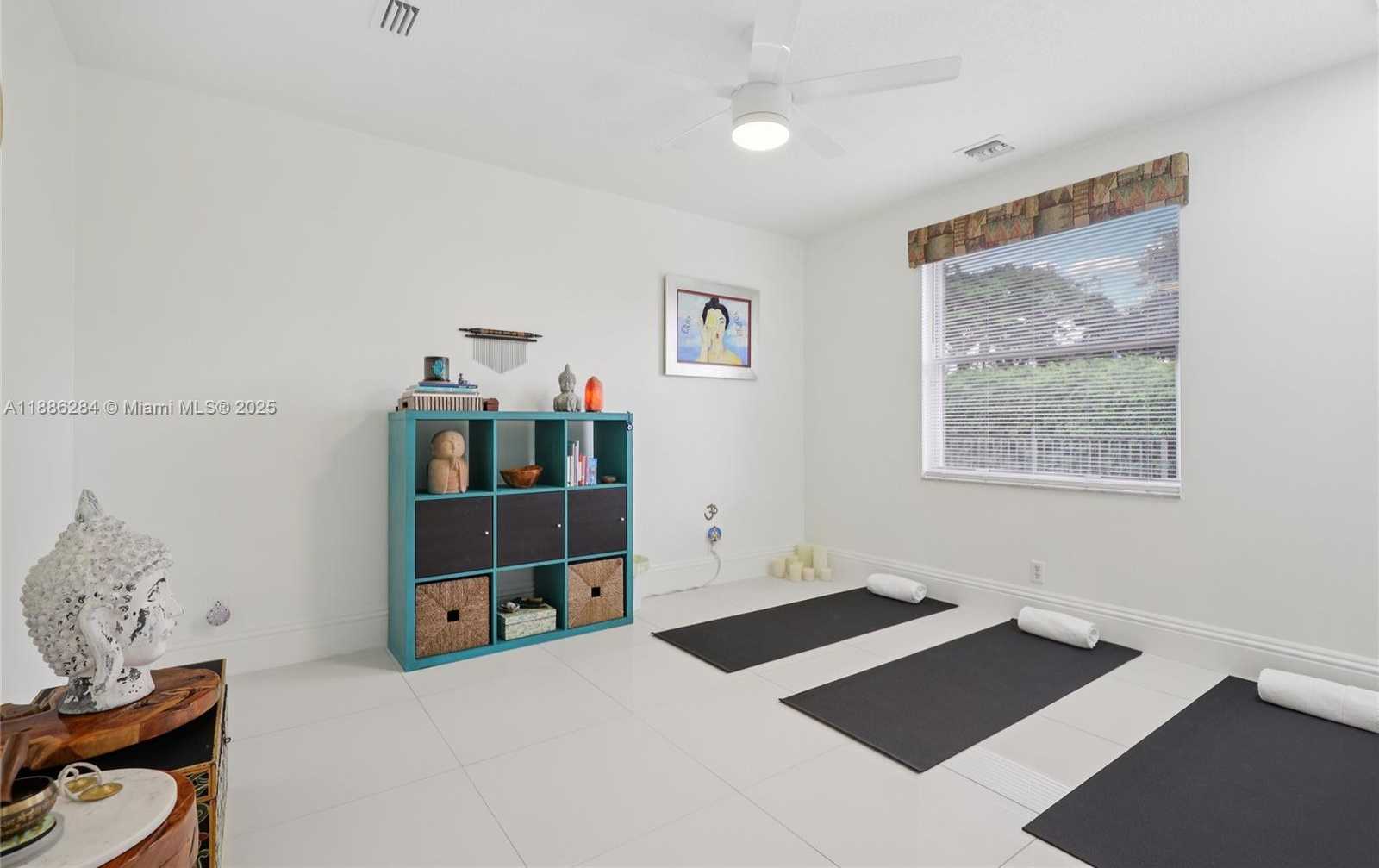 Small Image of 3921 SOUTH WEST 186TH AVE, Miramar Number 22