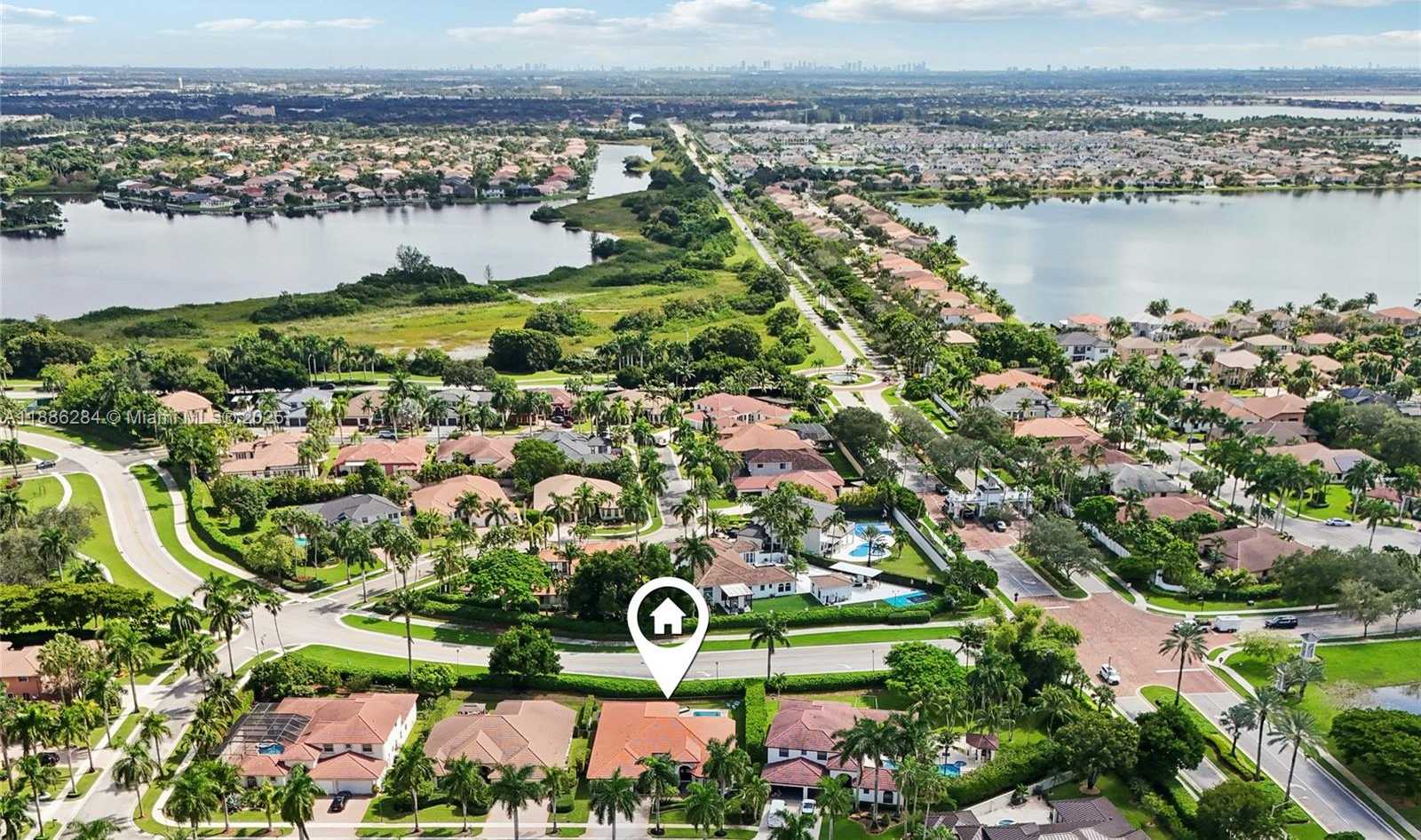 Small Image of 3921 SOUTH WEST 186TH AVE, Miramar Number 30