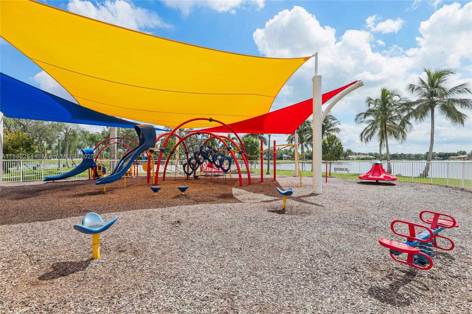 Small Image of 3921 SOUTH WEST 186TH AVE, Miramar Number 37