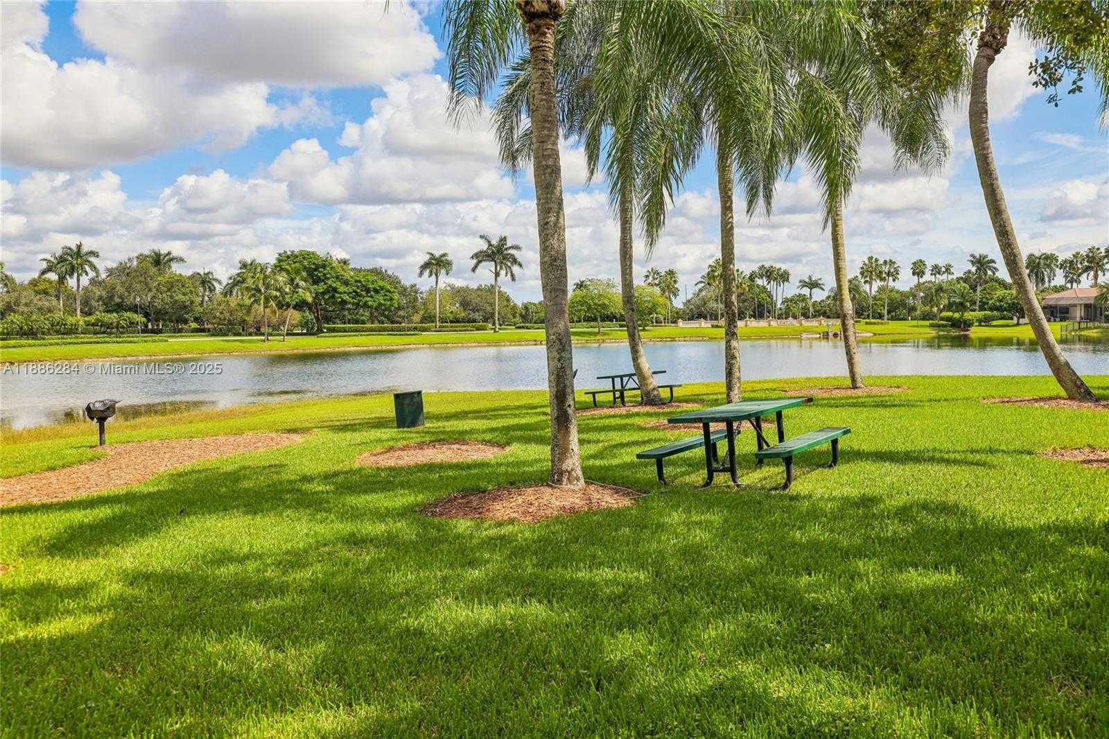 Small Image of 3921 SOUTH WEST 186TH AVE, Miramar Number 41