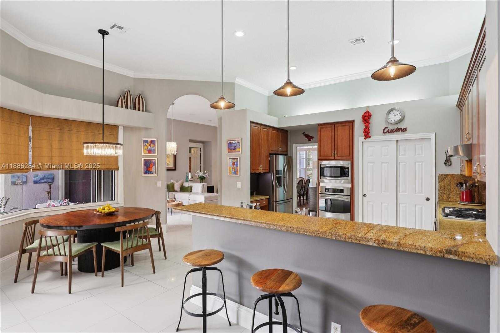 Small Image of 3921 SOUTH WEST 186TH AVE, Miramar Number 7