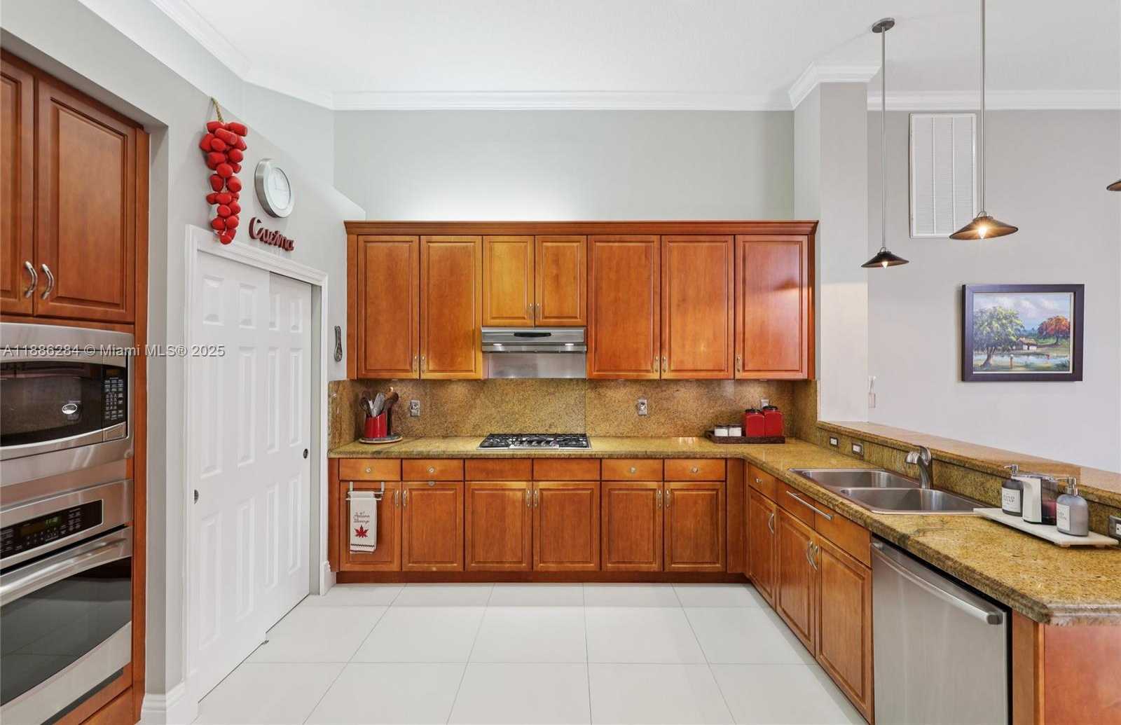 Small Image of 3921 SOUTH WEST 186TH AVE, Miramar Number 8