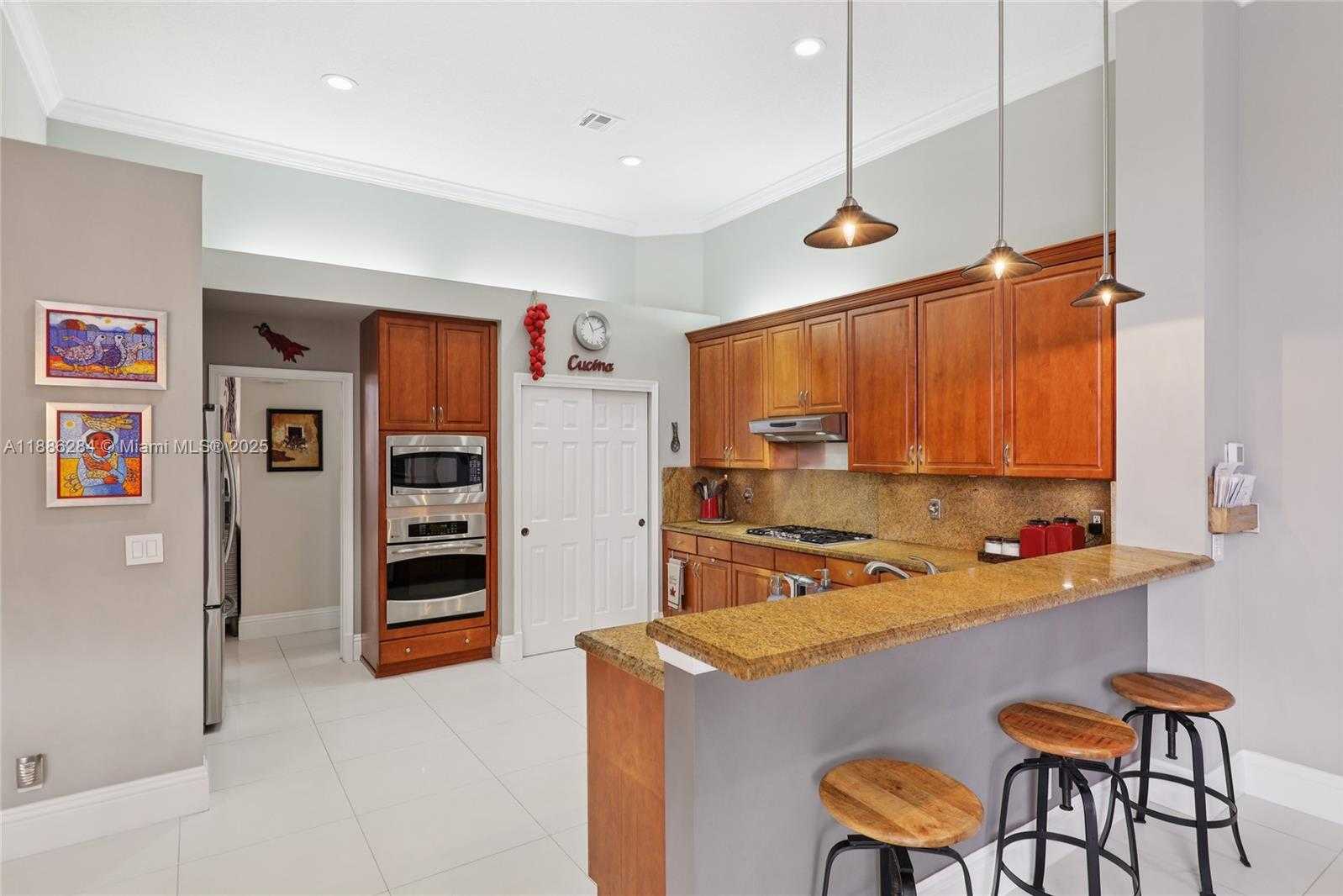 Small Image of 3921 SOUTH WEST 186TH AVE, Miramar Number 9