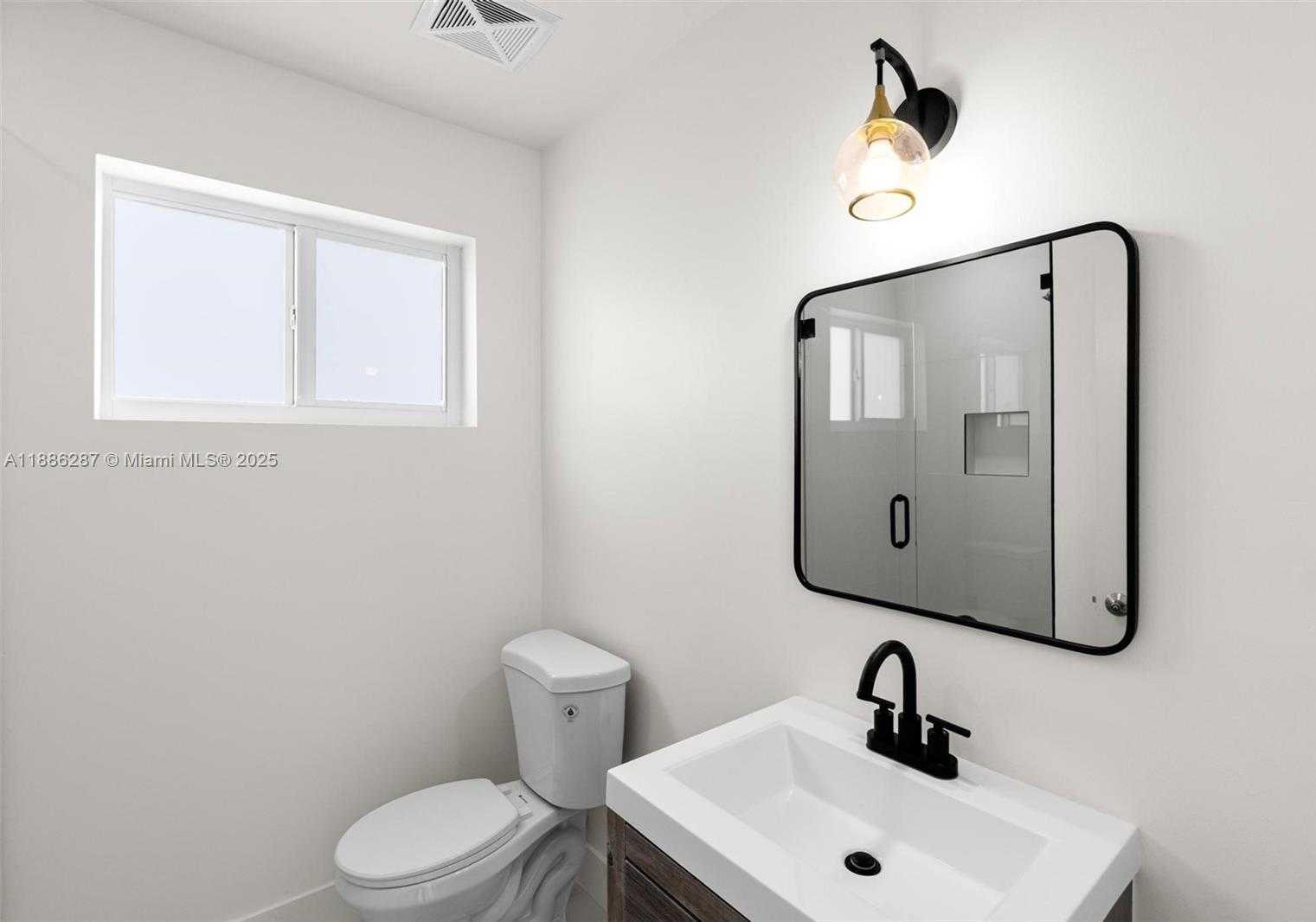 Small Image of 19221 SOUTH WEST 92ND RD, Cutler Bay Number 35
