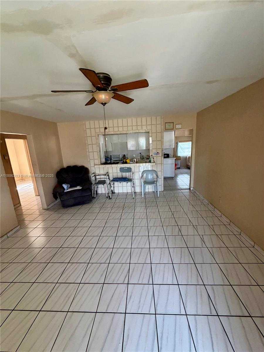 Small Image of 3561 NORTH WEST 106TH ST, Miami Number 11