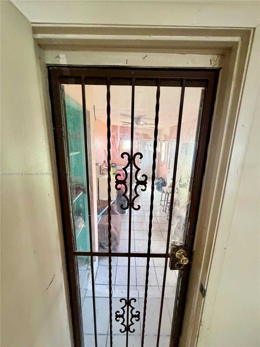 Small Image of 3561 NORTH WEST 106TH ST, Miami Number 18