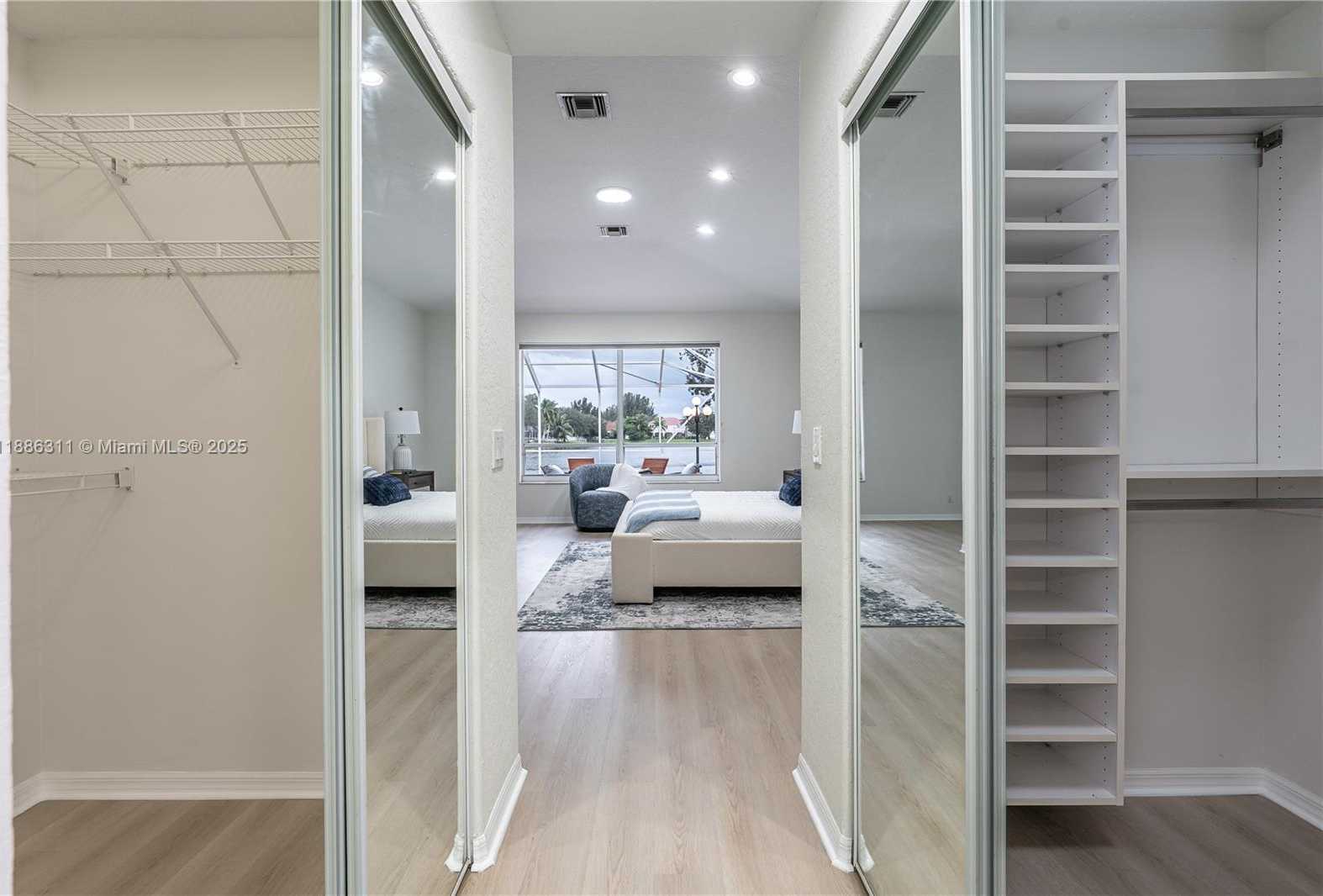 Small Image of 12814 NORTH WEST 20TH ST, Pembroke Pines Number 16