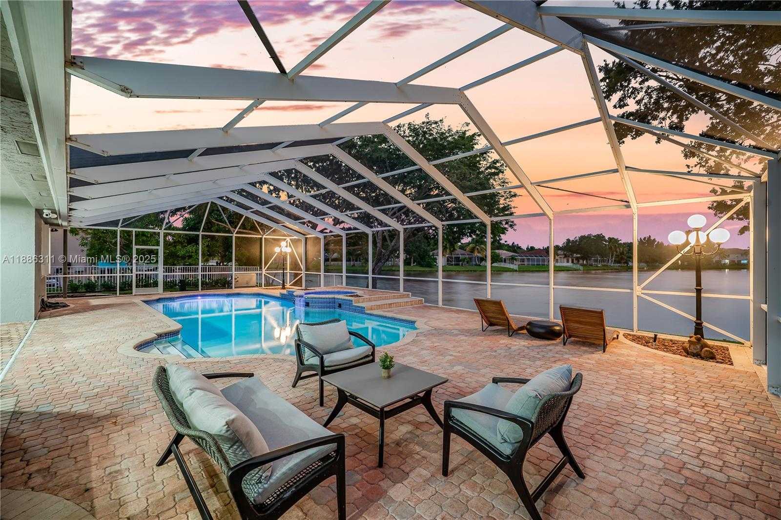 Small Image of 12814 NORTH WEST 20TH ST, Pembroke Pines Number 2