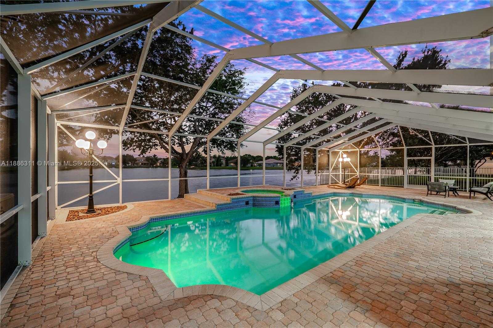 Small Image of 12814 NORTH WEST 20TH ST, Pembroke Pines Number 27