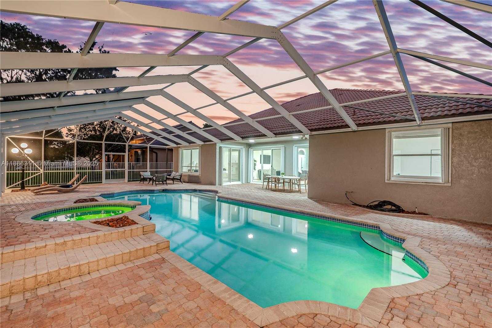 Small Image of 12814 NORTH WEST 20TH ST, Pembroke Pines Number 31