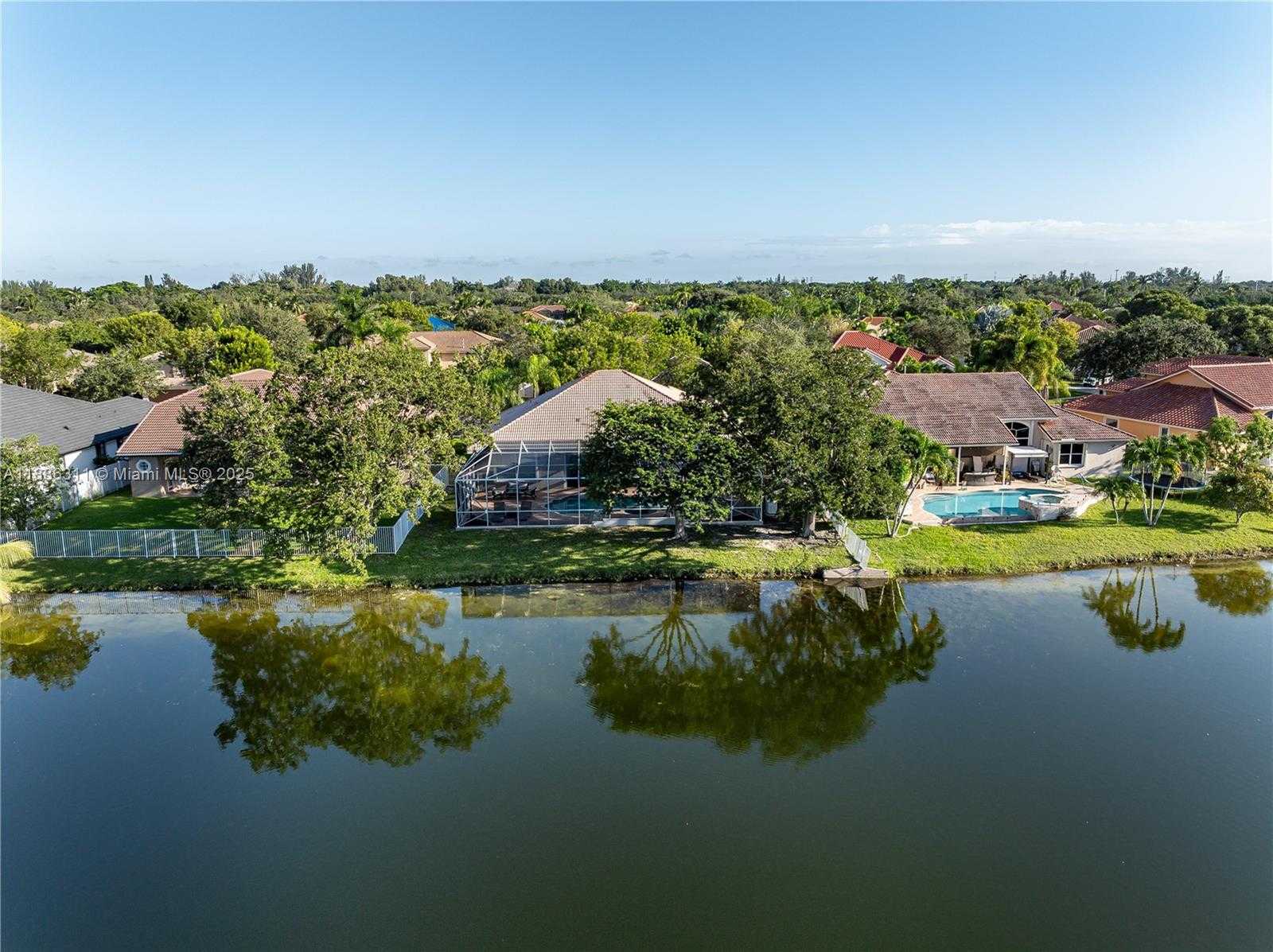Small Image of 12814 NORTH WEST 20TH ST, Pembroke Pines Number 40