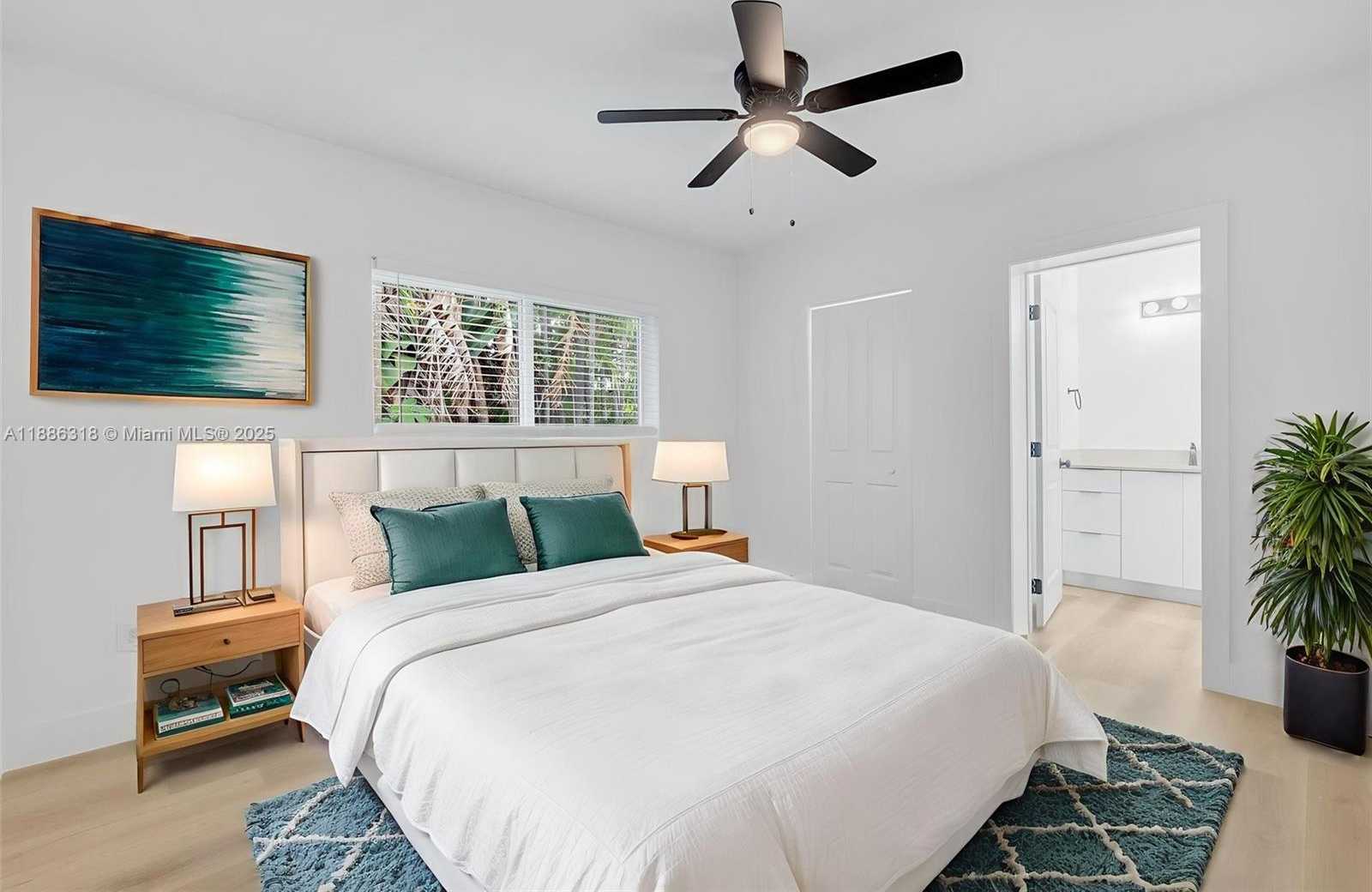 Small Image of 924 WEST 28TH ST, Hialeah Number 21