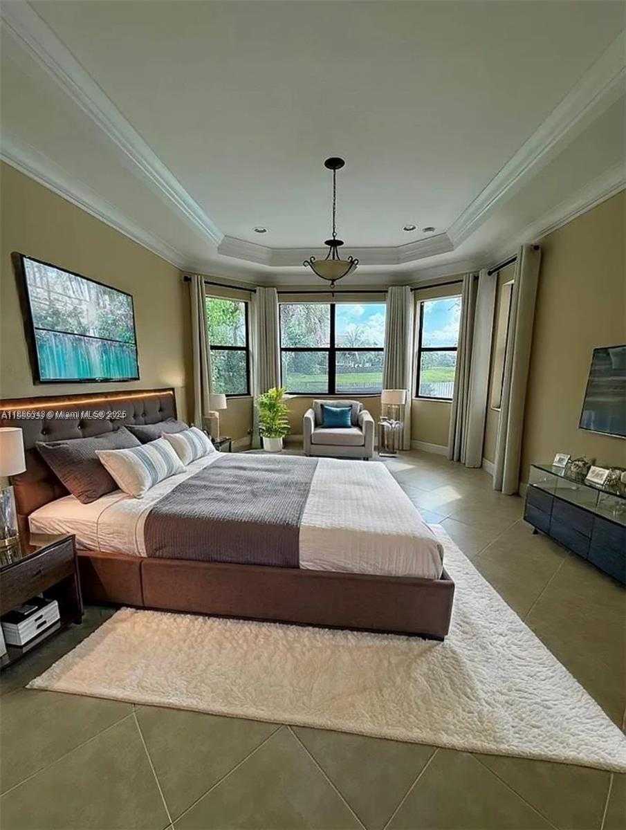 Small Image of 10350 CAMEILLA ST, Parkland Number 11