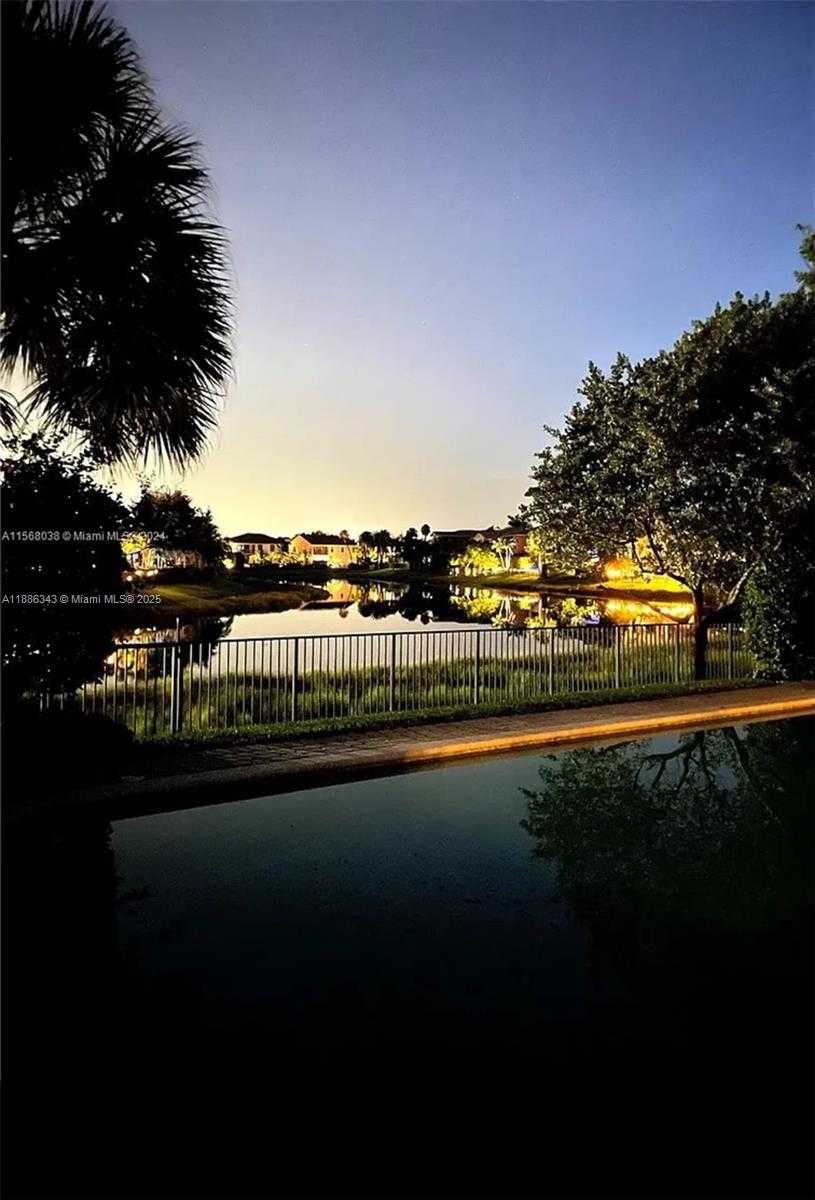 Small Image of 10350 CAMEILLA ST, Parkland Number 6