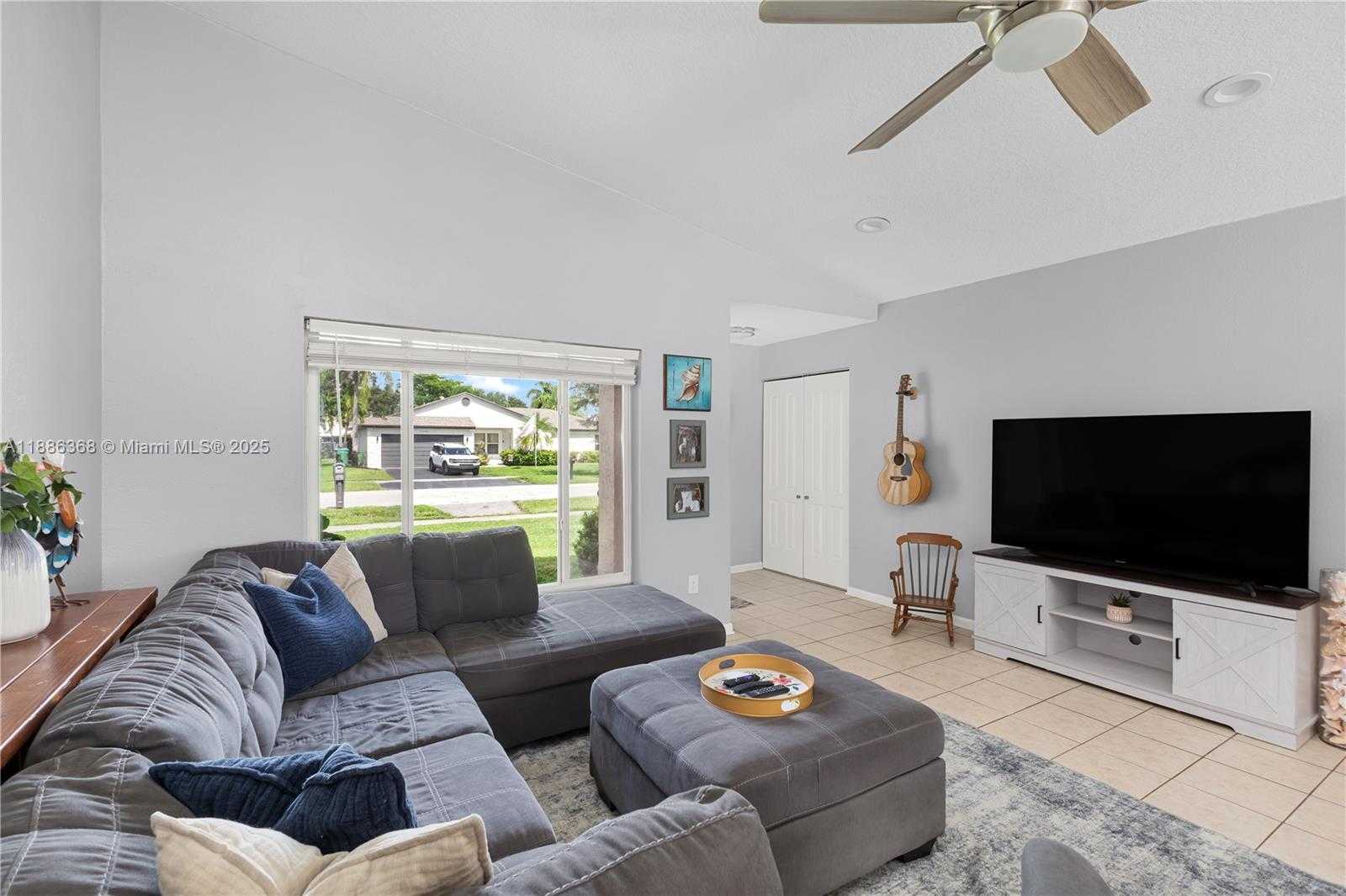 Small Image of 11656 SOUTH WEST 50TH CT, Cooper City Number 11