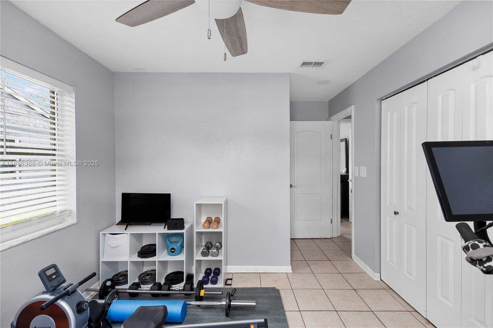 Small Image of 11656 SOUTH WEST 50TH CT, Cooper City Number 29