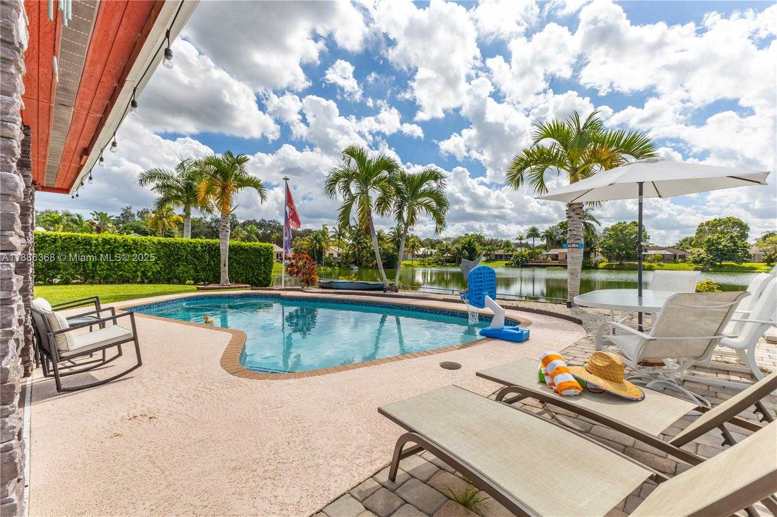 Small Image of 11656 SOUTH WEST 50TH CT, Cooper City Number 33