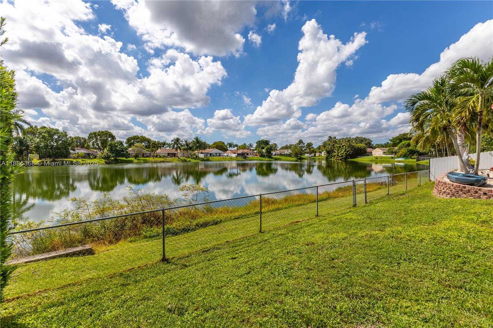 Small Image of 11656 SOUTH WEST 50TH CT, Cooper City Number 46