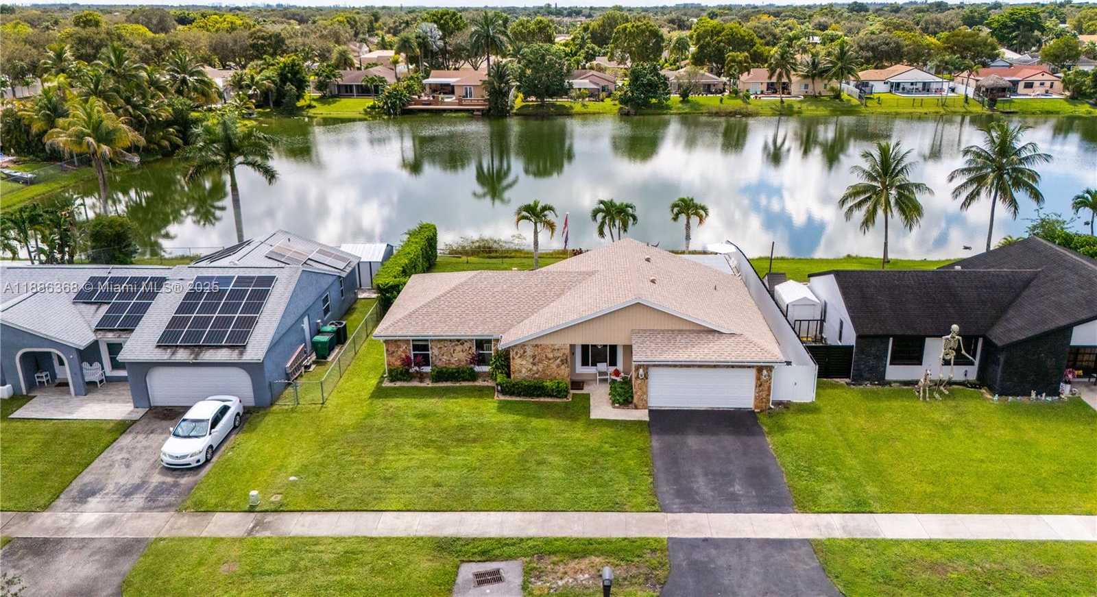 Small Image of 11656 SOUTH WEST 50TH CT, Cooper City Number 49