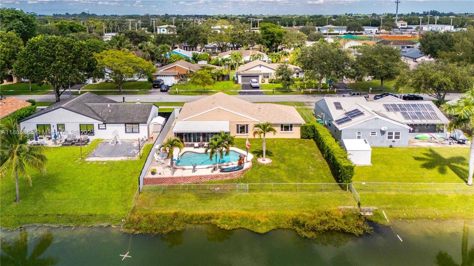Small Image of 11656 SOUTH WEST 50TH CT, Cooper City Number 51