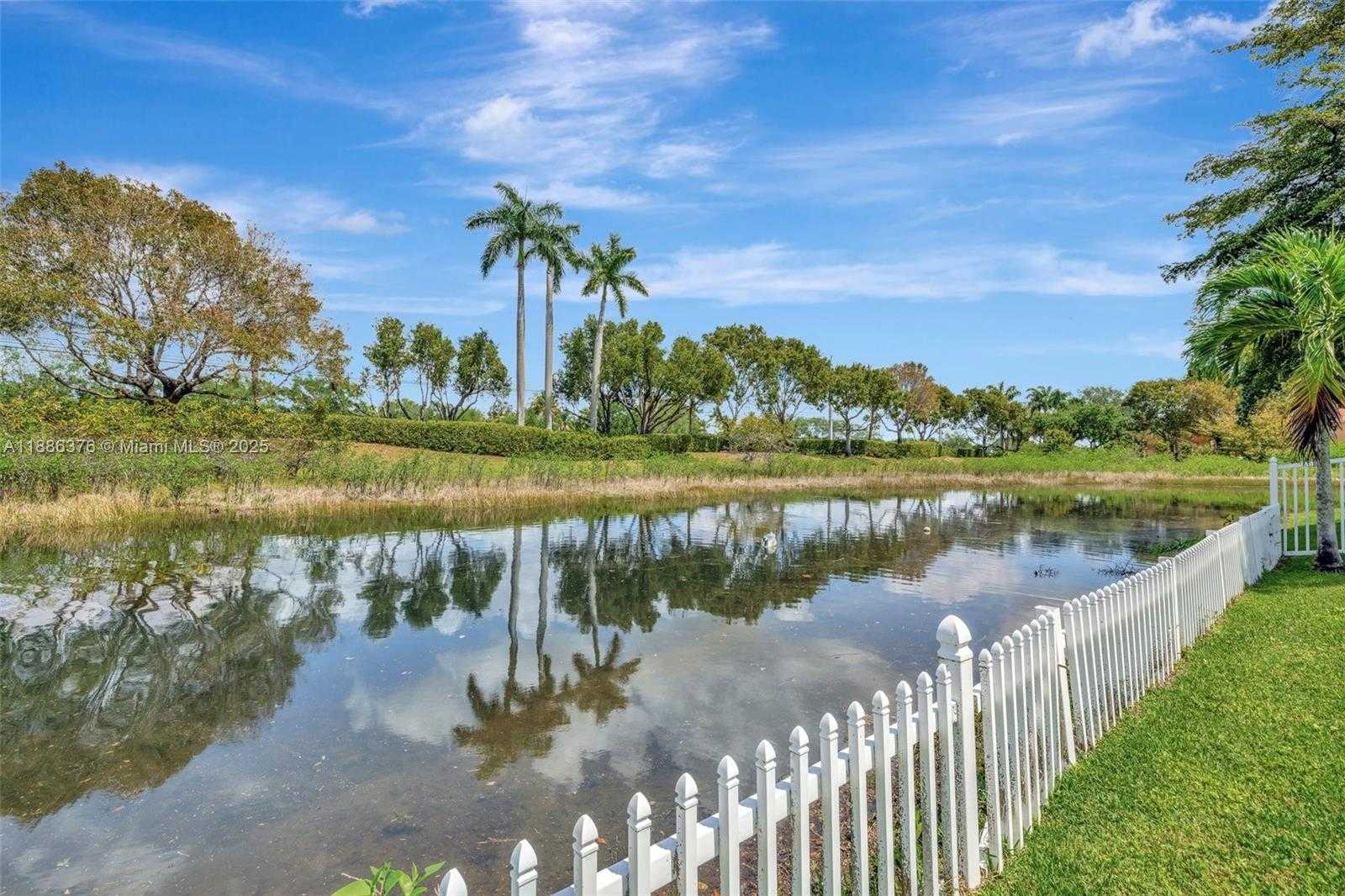 Small Image of 16249 NORTH WEST 24TH ST, Pembroke Pines Number 22