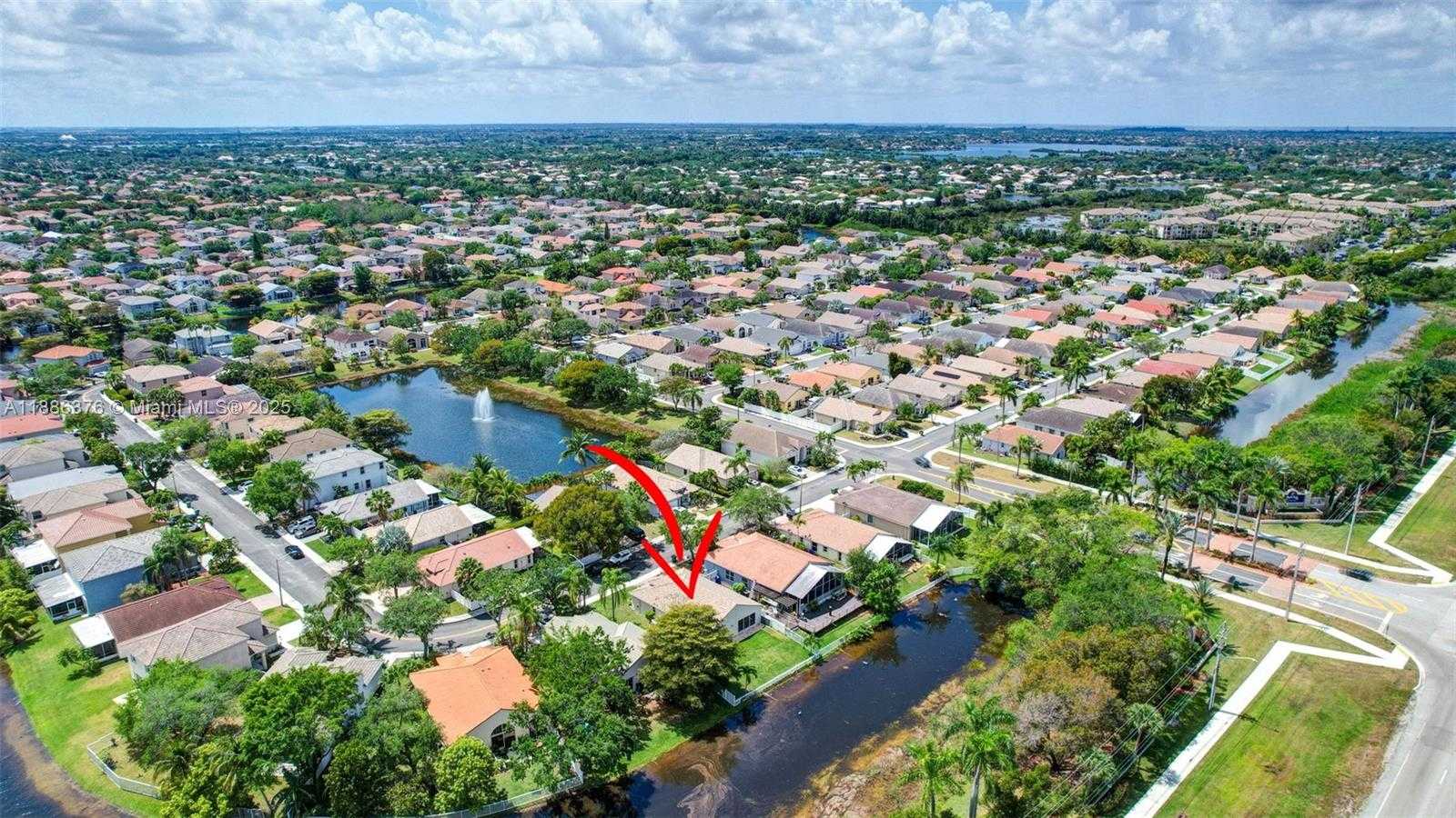 Small Image of 16249 NORTH WEST 24TH ST, Pembroke Pines Number 40