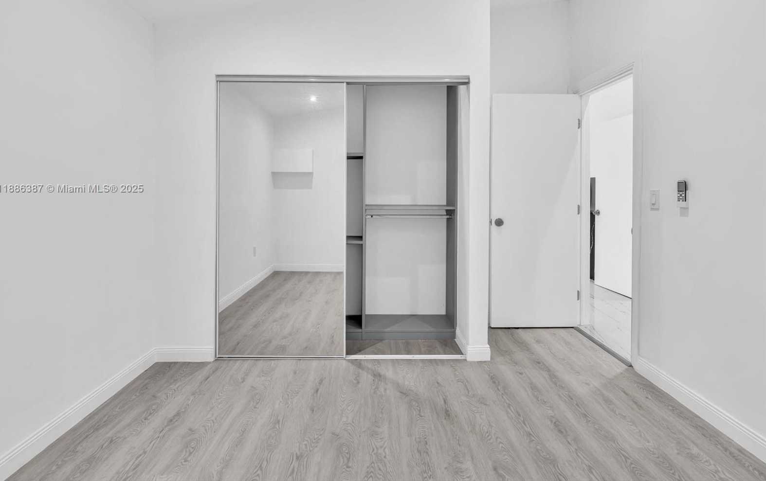 Small Image of 823 SOUTH WEST 27TH ST, Fort Lauderdale Number 16