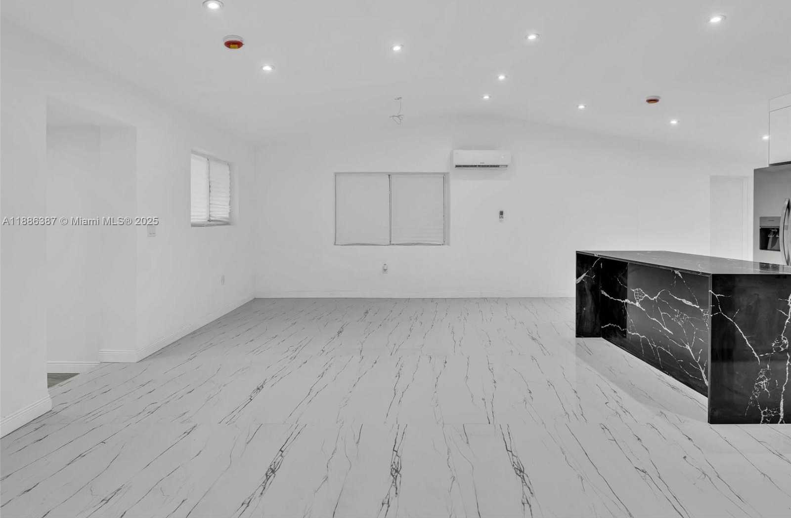 Small Image of 823 SOUTH WEST 27TH ST, Fort Lauderdale Number 8