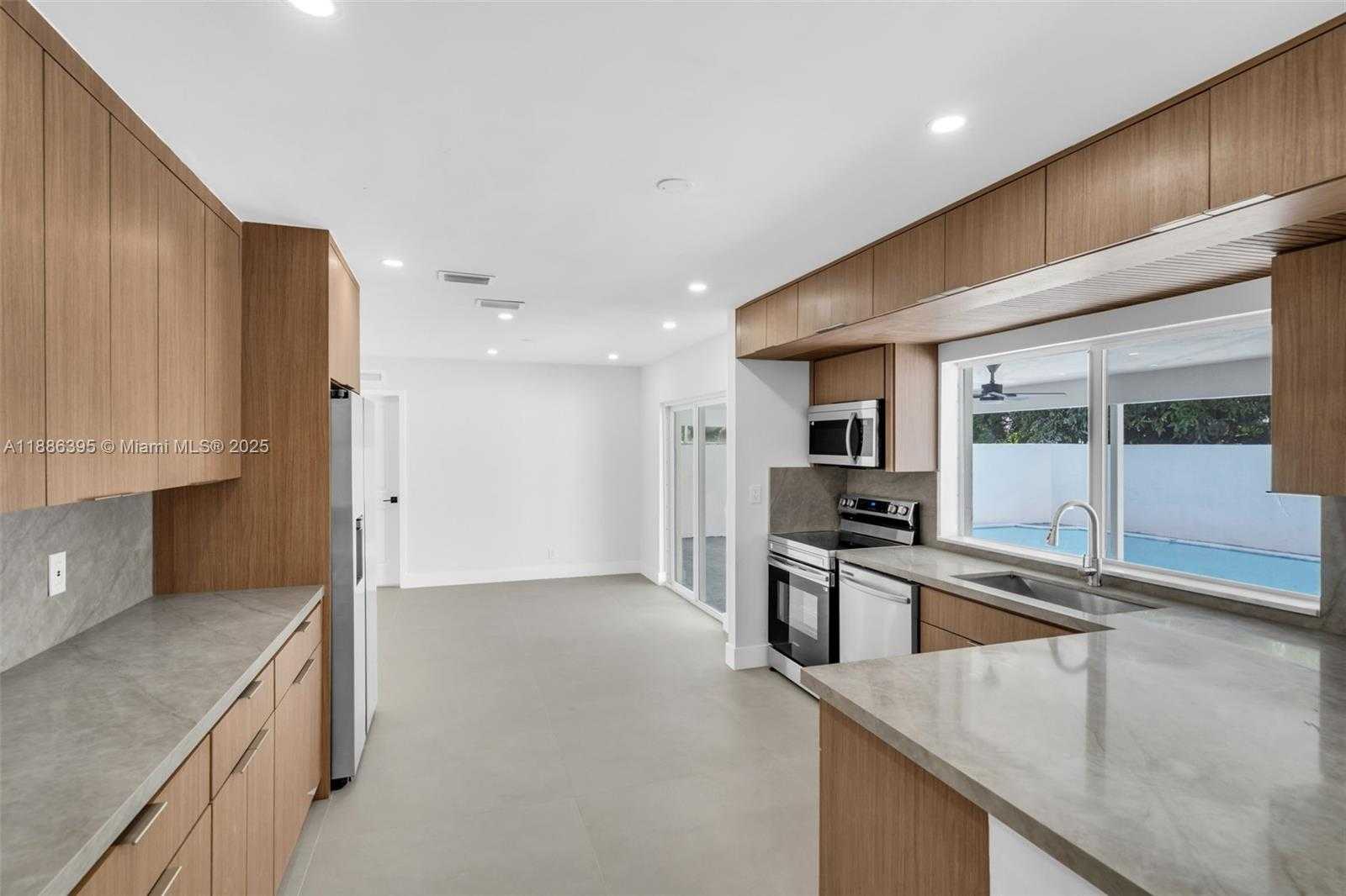 Small Image of 5360 SOUTH WEST 9TH ST, Plantation Number 16