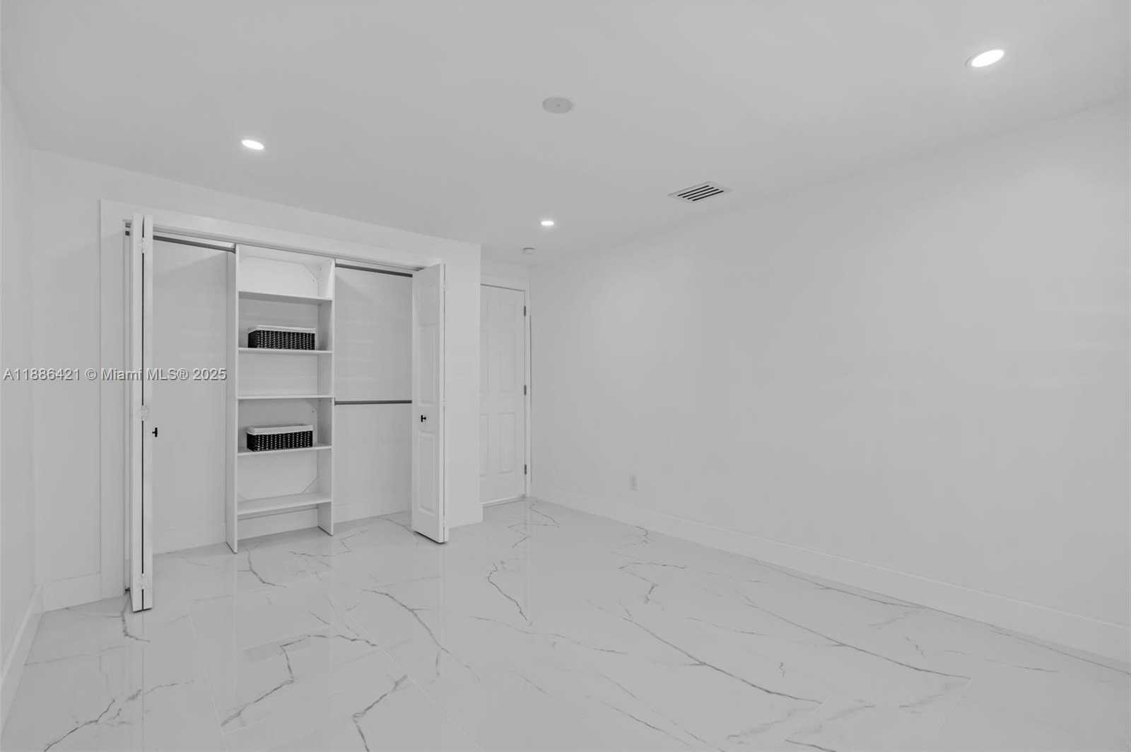 Small Image of 533 EAST 61ST ST, Hialeah Number 21