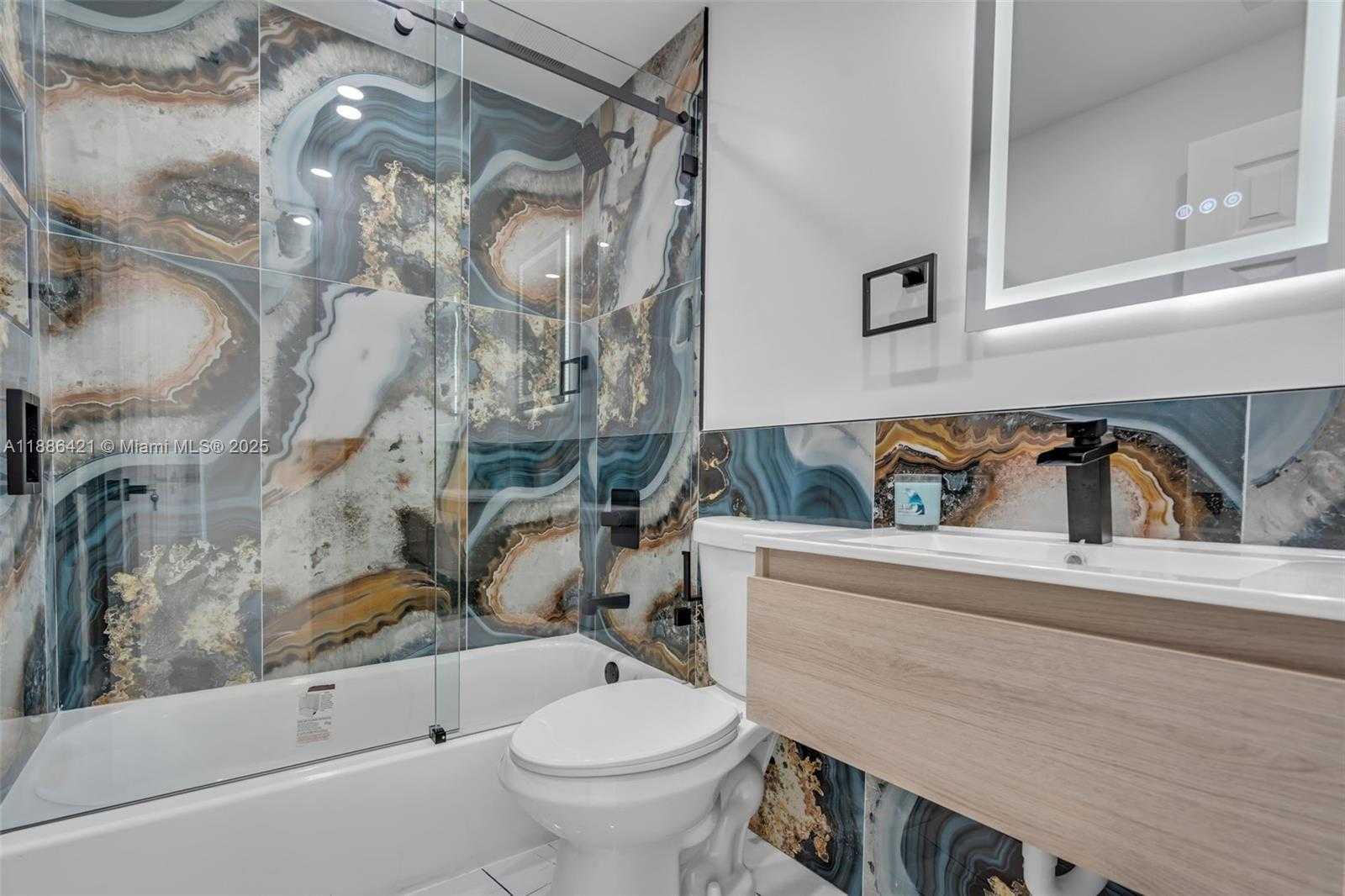 Small Image of 533 EAST 61ST ST, Hialeah Number 24