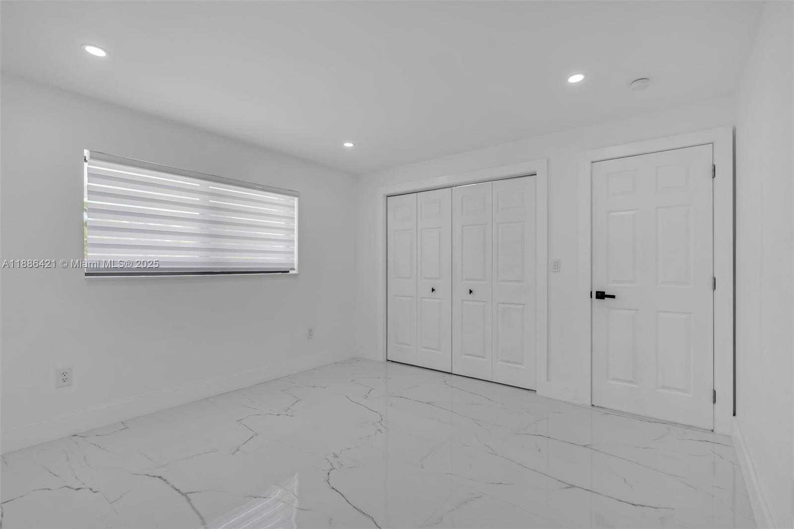 Small Image of 533 EAST 61ST ST, Hialeah Number 27