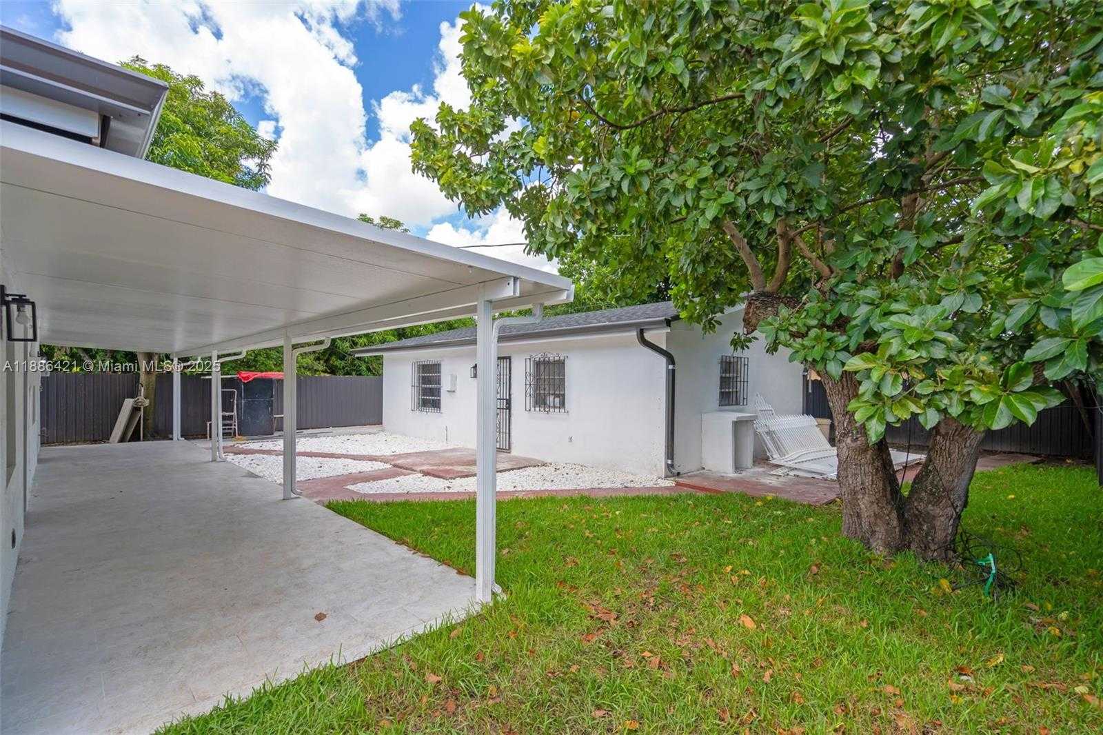 Small Image of 533 EAST 61ST ST, Hialeah Number 34