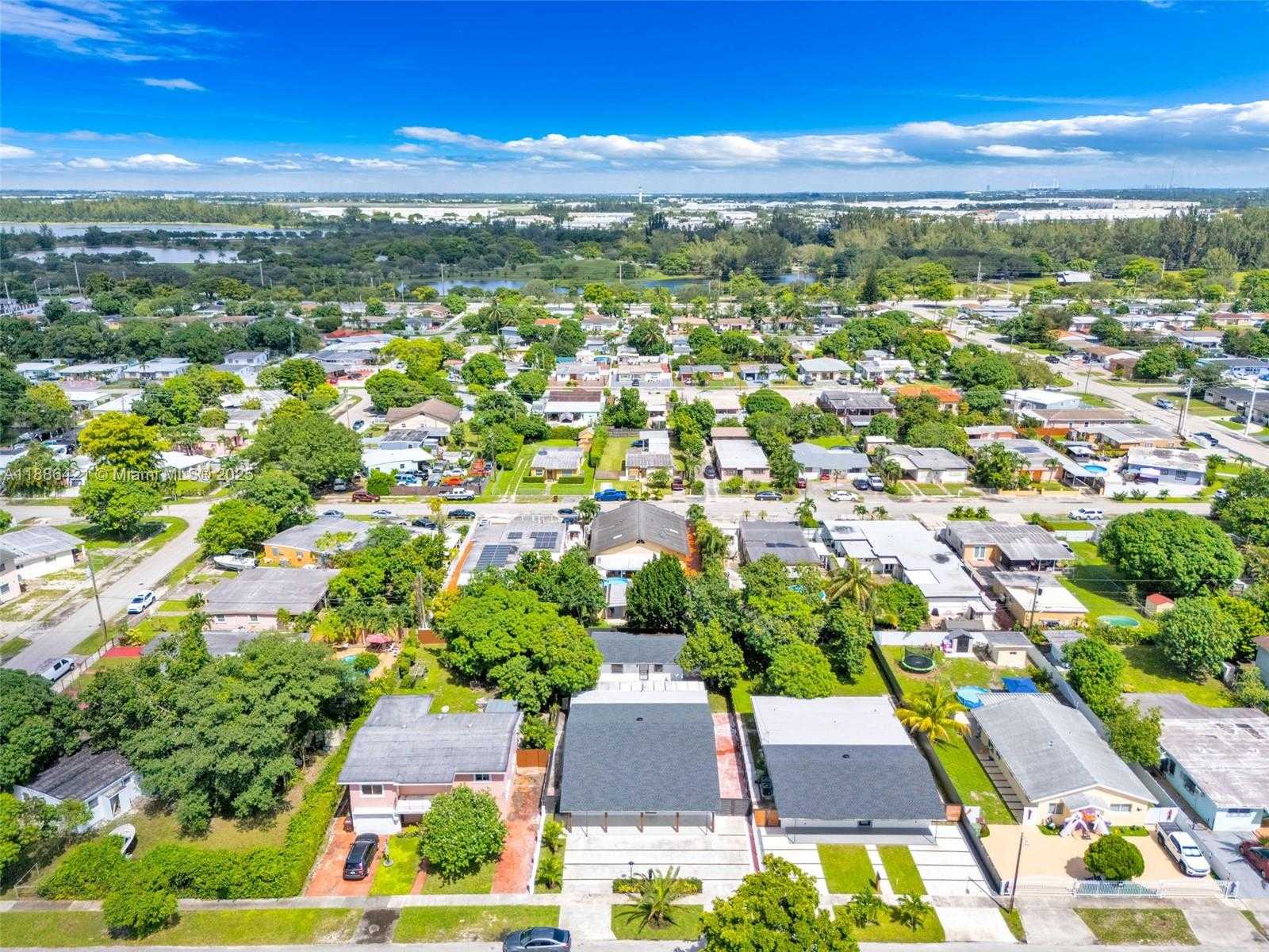 Small Image of 533 EAST 61ST ST, Hialeah Number 38