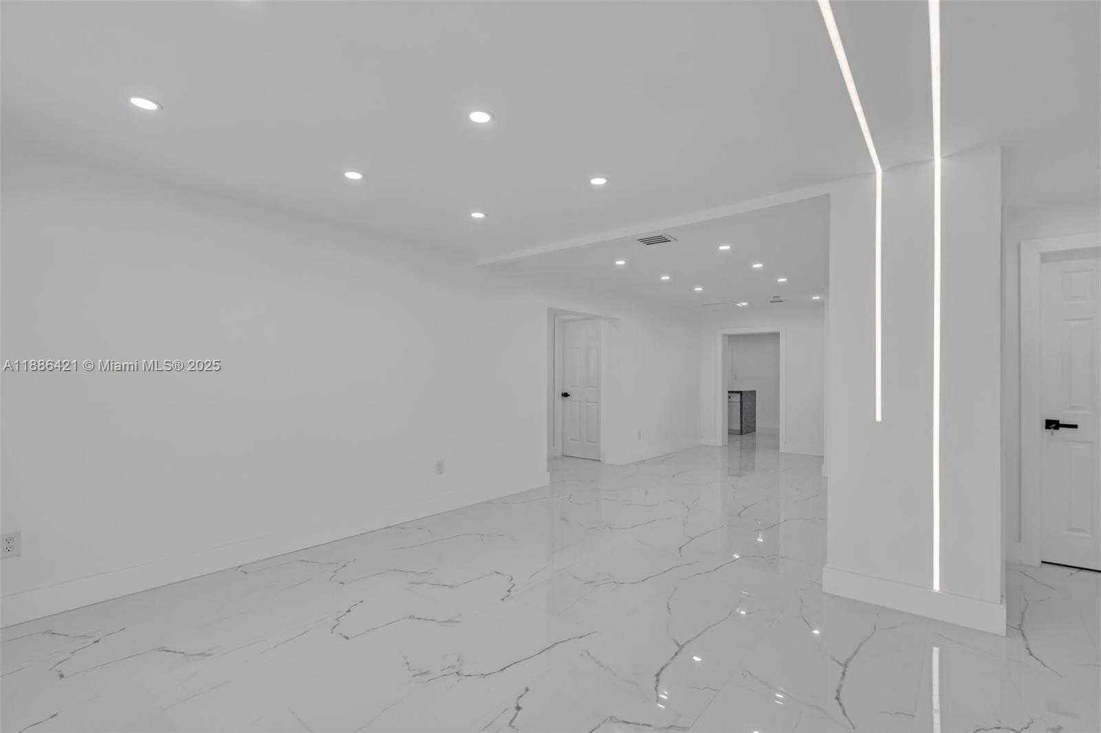 Small Image of 533 EAST 61ST ST, Hialeah Number 4