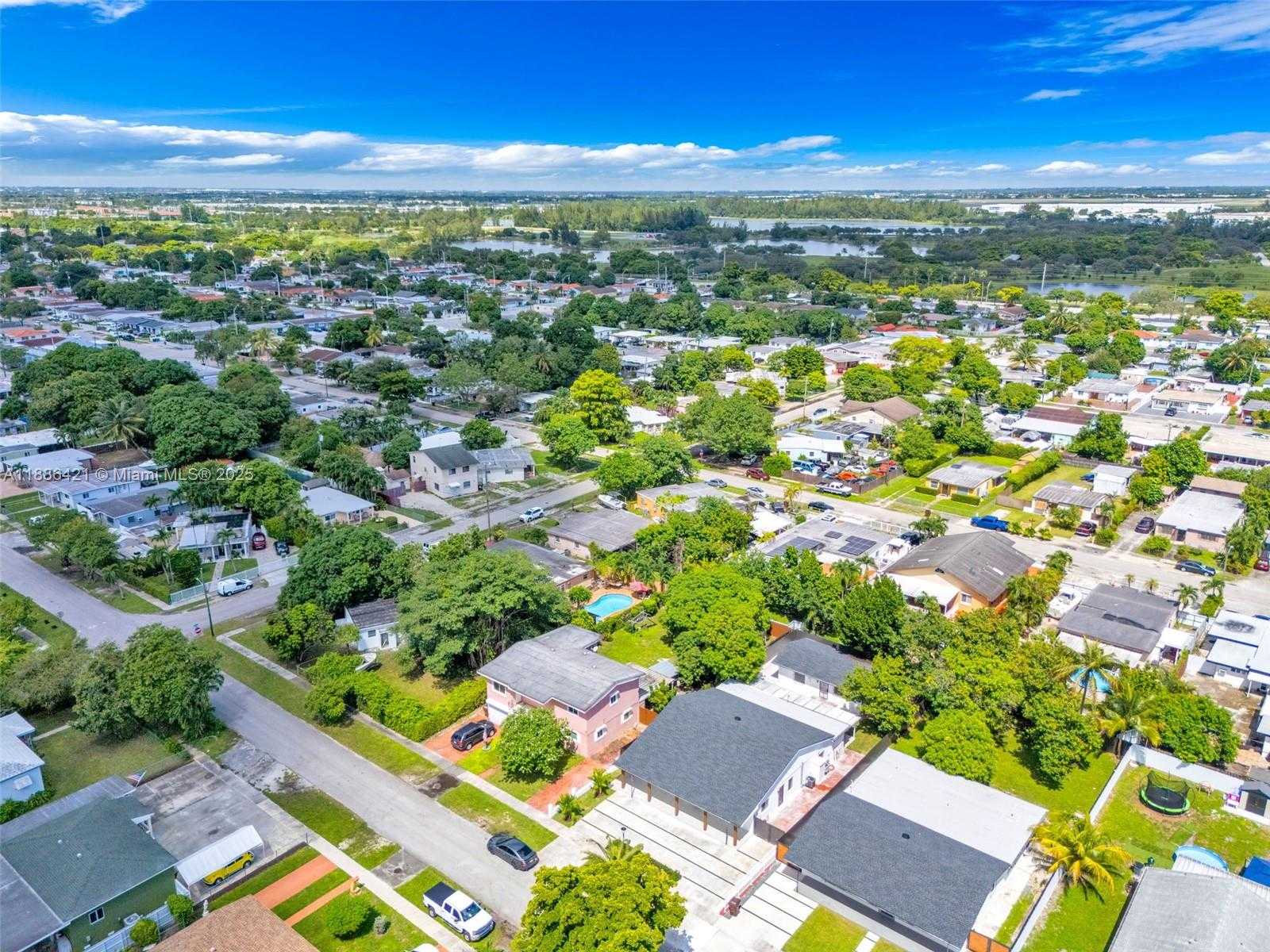 Small Image of 533 EAST 61ST ST, Hialeah Number 40