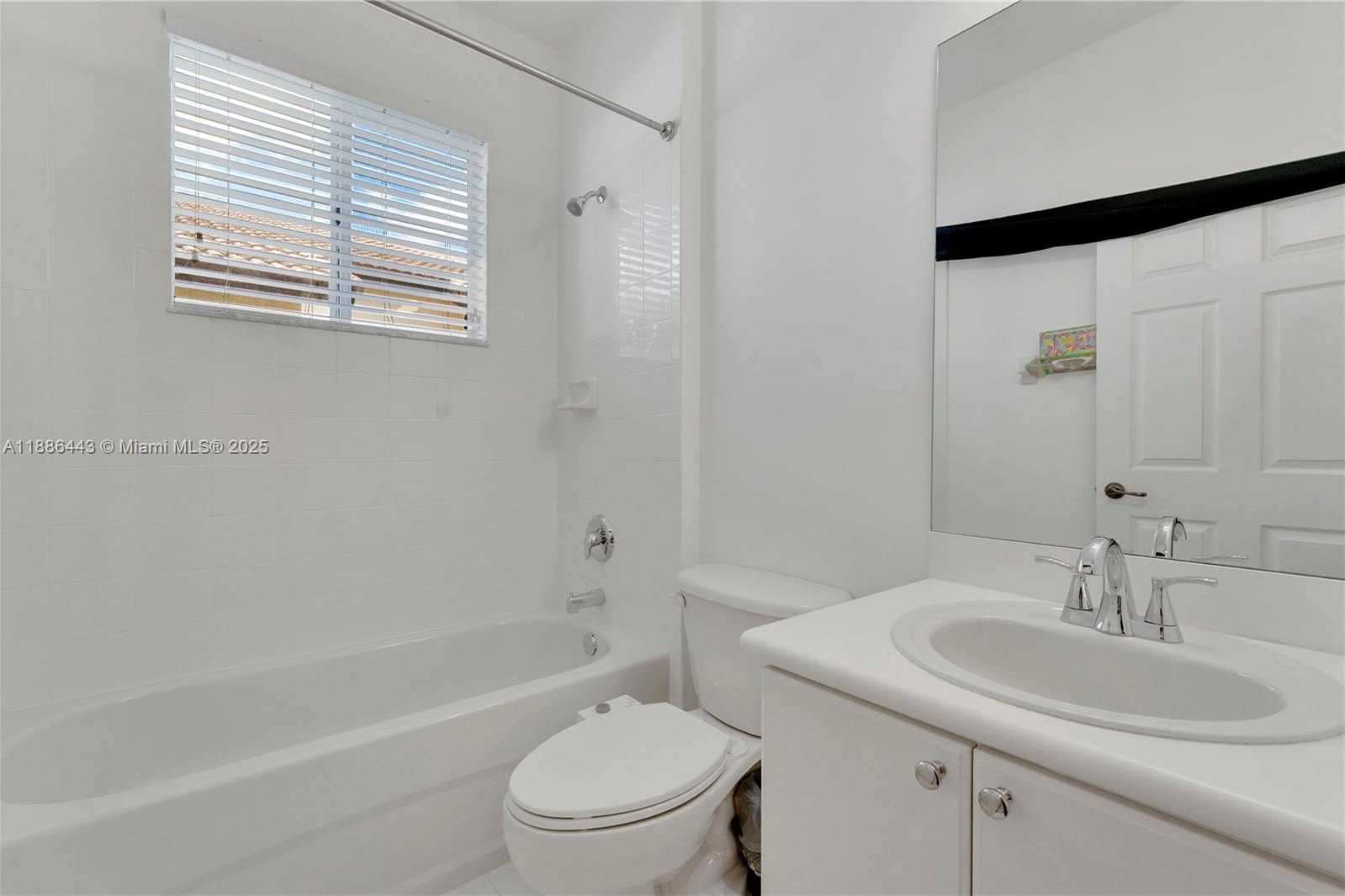 Small Image of 143 SOUTH EAST 22ND TER, Homestead Number 15