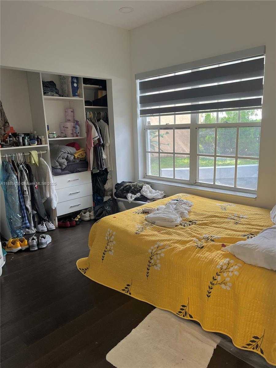 Small Image of 8320 SOUTH WEST 12TH ST, Pembroke Pines Number 20