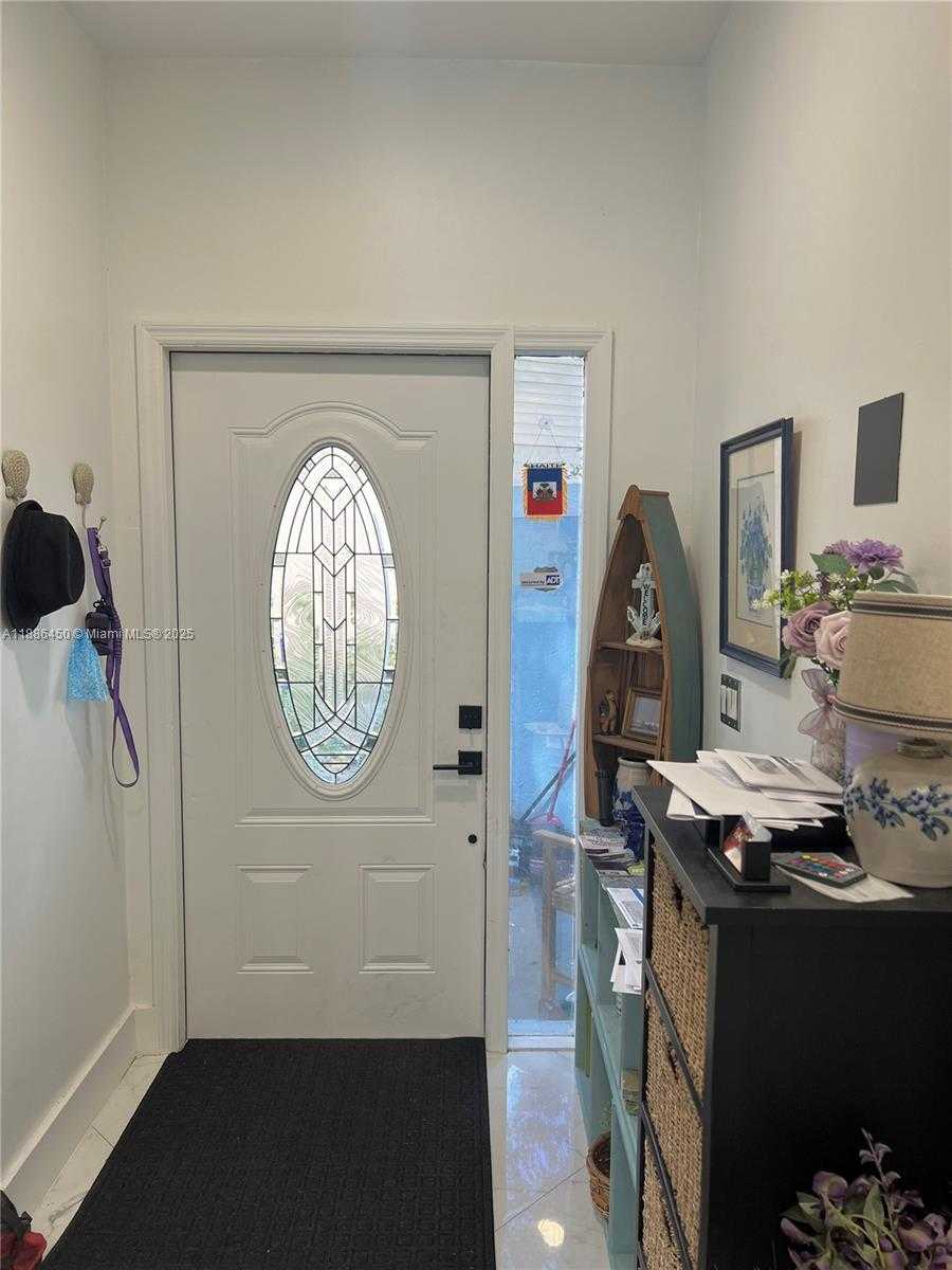 Small Image of 8320 SOUTH WEST 12TH ST, Pembroke Pines Number 3