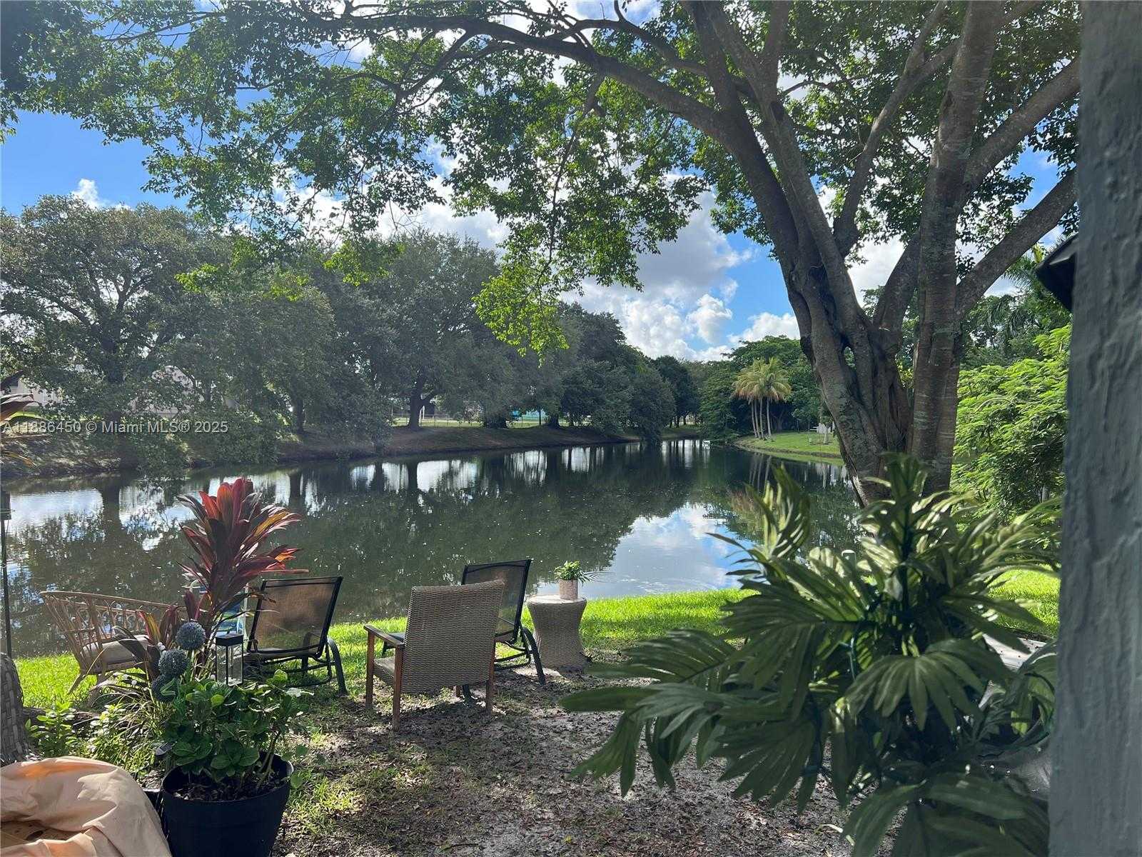 Small Image of 8320 SOUTH WEST 12TH ST, Pembroke Pines Number 39