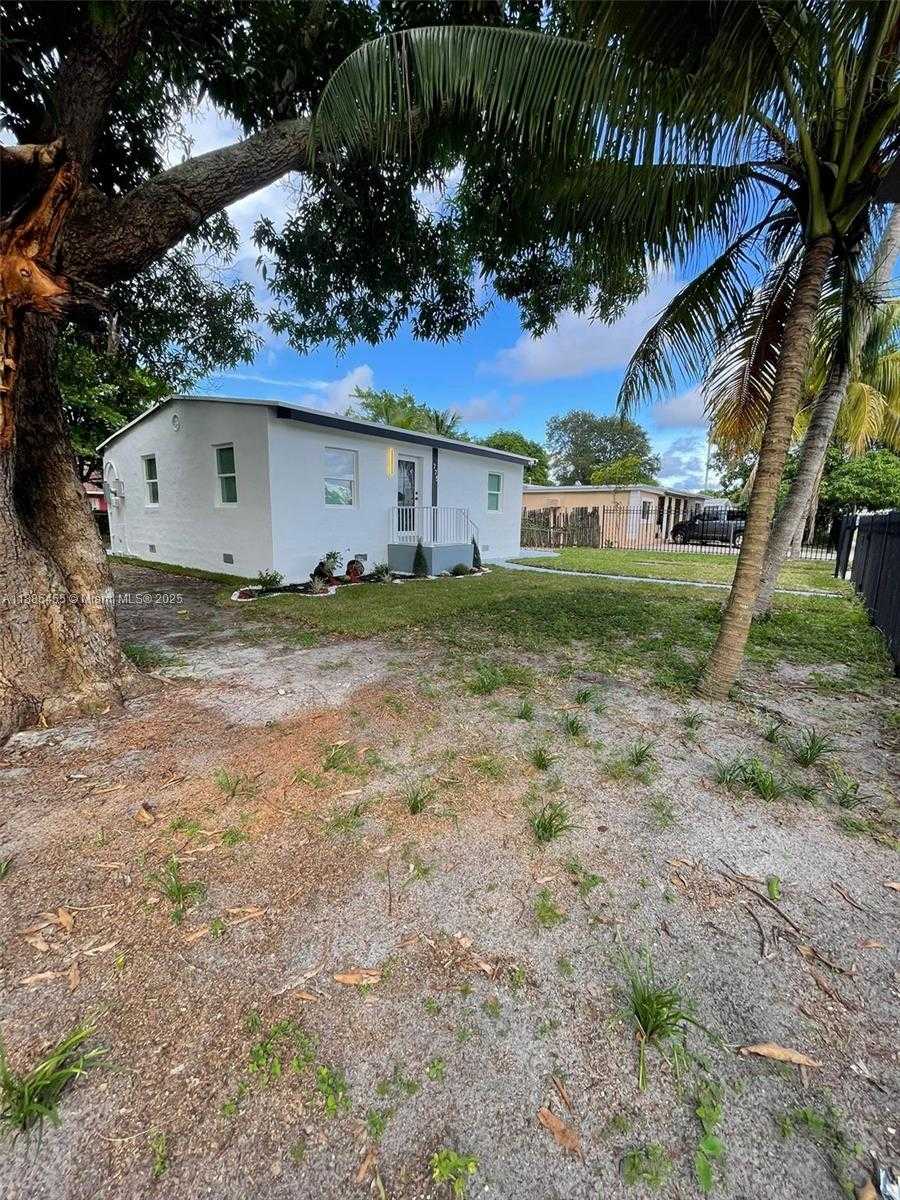 Small Image of 775 NORTH WEST 142ND ST, Miami Number 18
