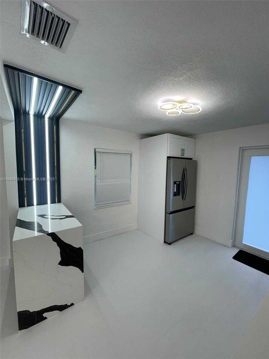 Small Image of 775 NORTH WEST 142ND ST, Miami Number 6