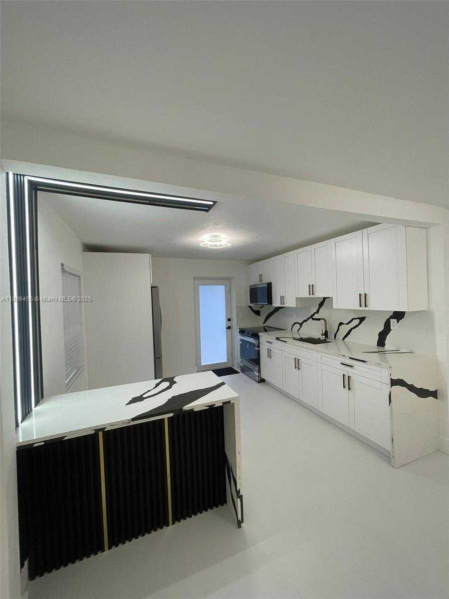 Small Image of 775 NORTH WEST 142ND ST, Miami Number 7